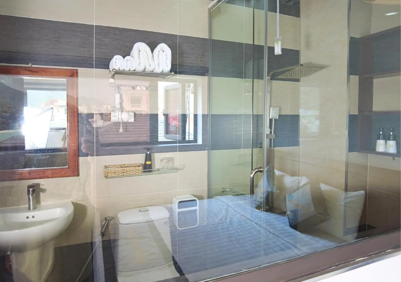 Shower in Sontra Sea Hotel