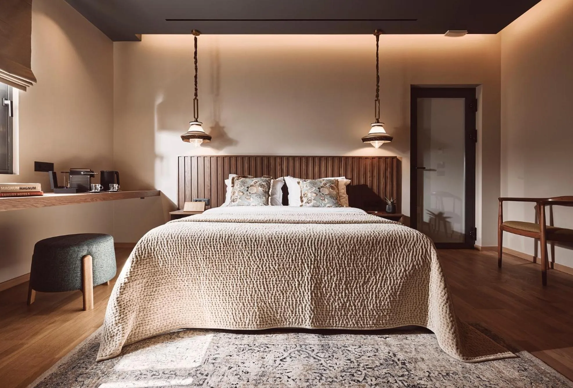 Bed in Cama Luxury Suites Glyfada