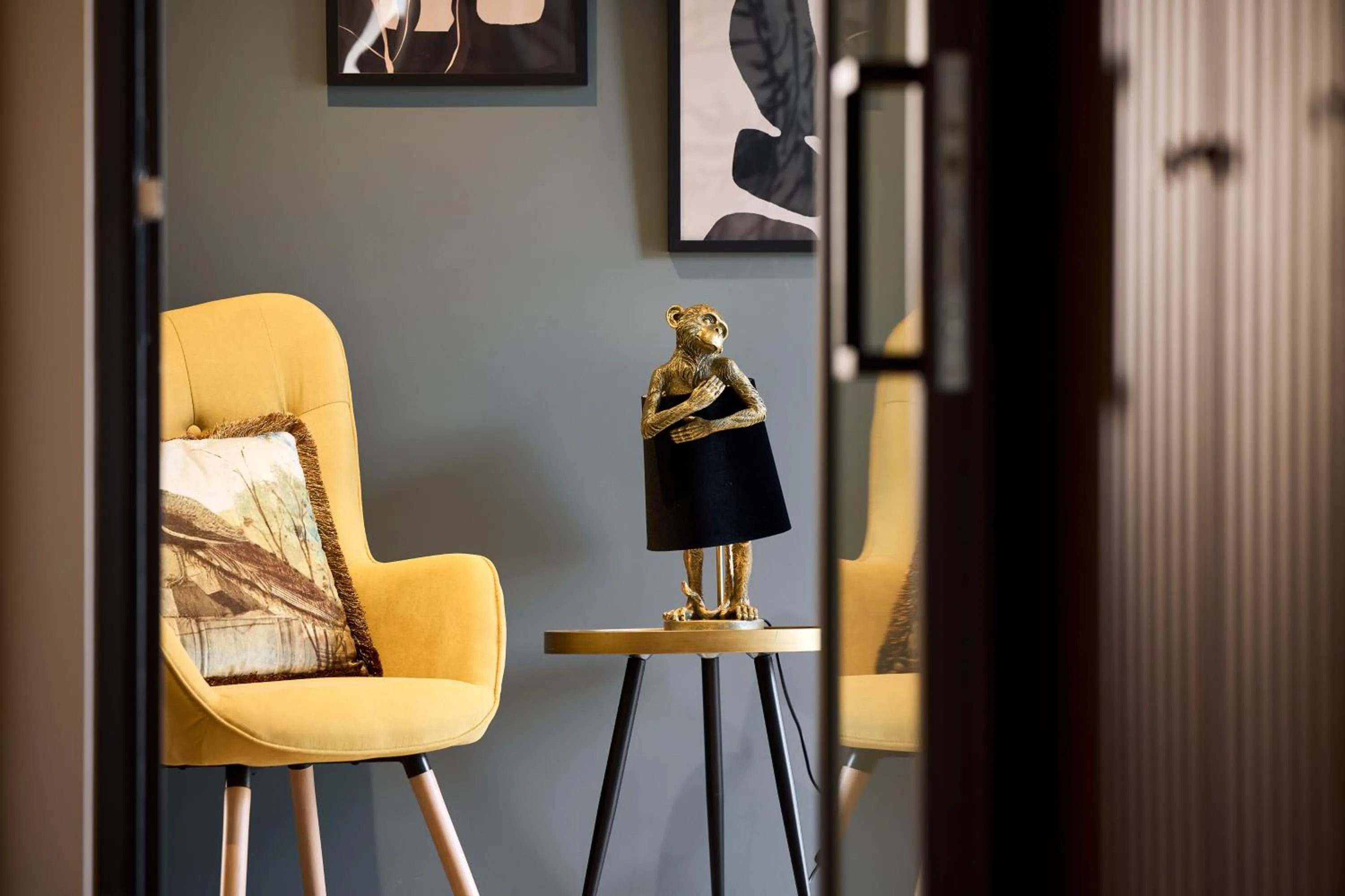 Decorative detail in Cama Luxury Suites Glyfada