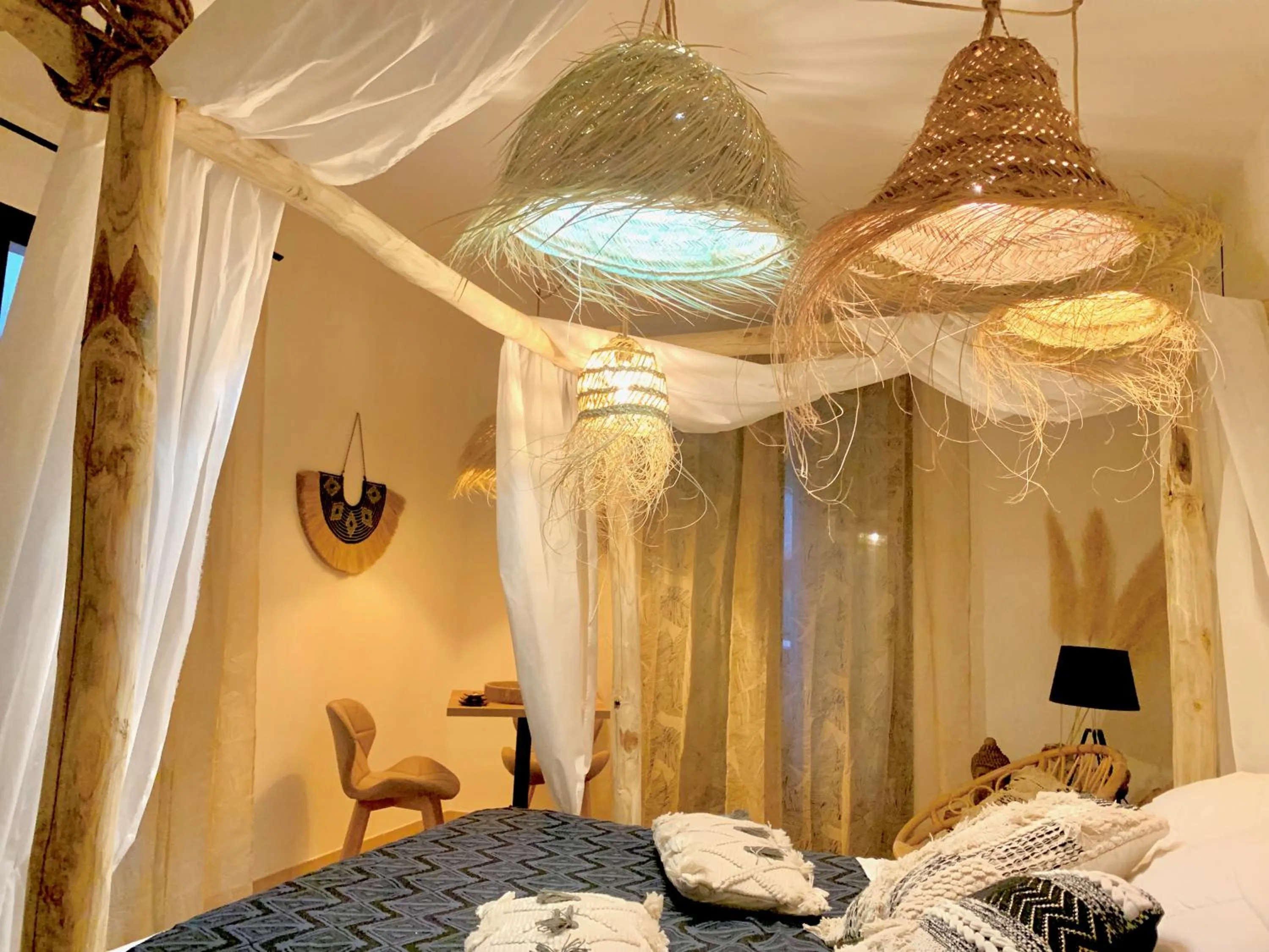 Bedroom, Bed in La Villa Tosca