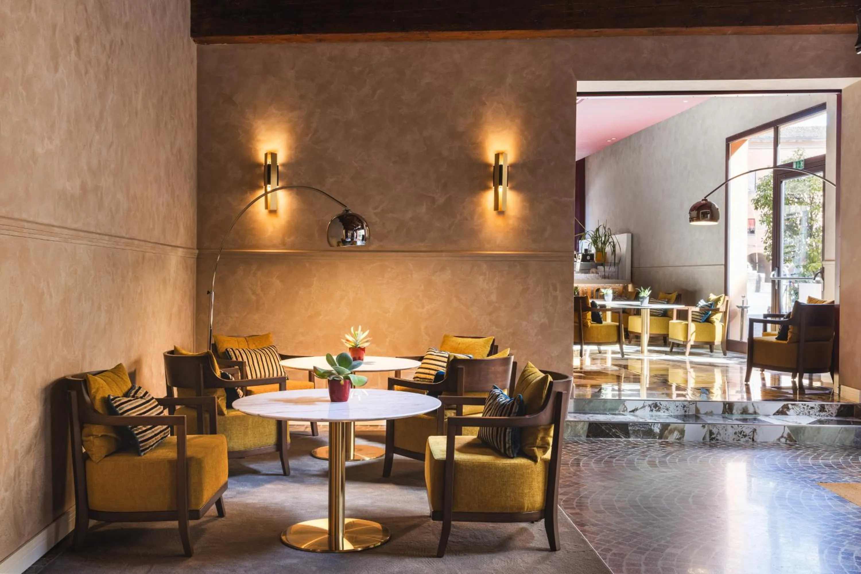 Food and drinks in Casa D'Este - Hotel Ferrara