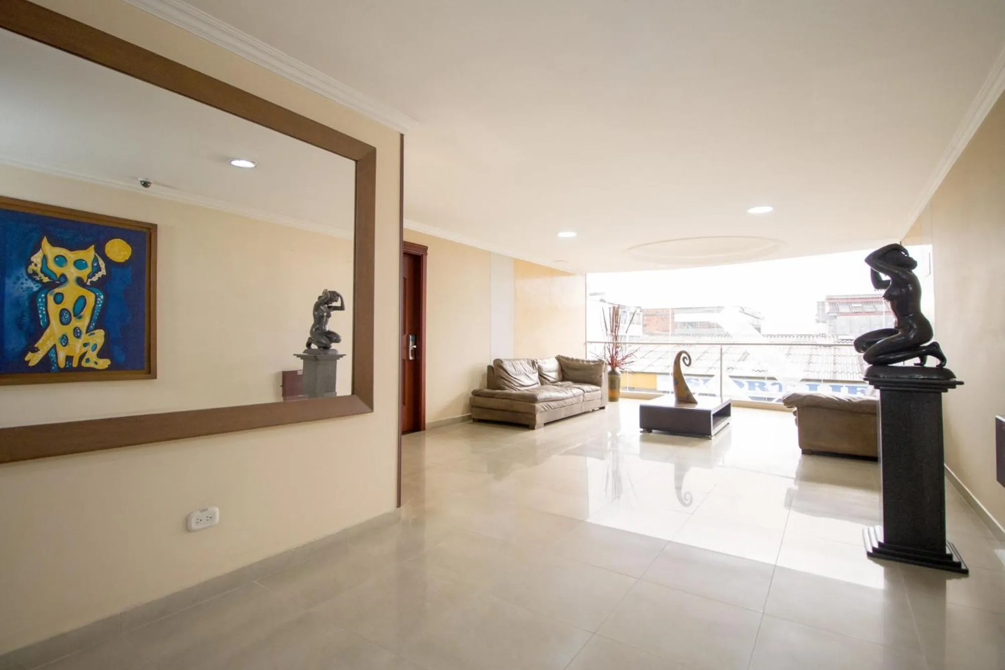 Living room in Hotel Luxor Pereira