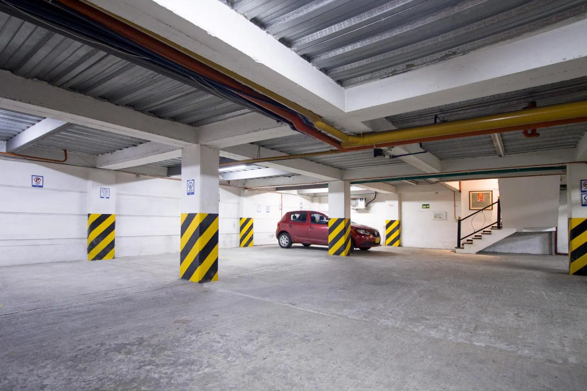 Parking in Hotel Luxor Pereira