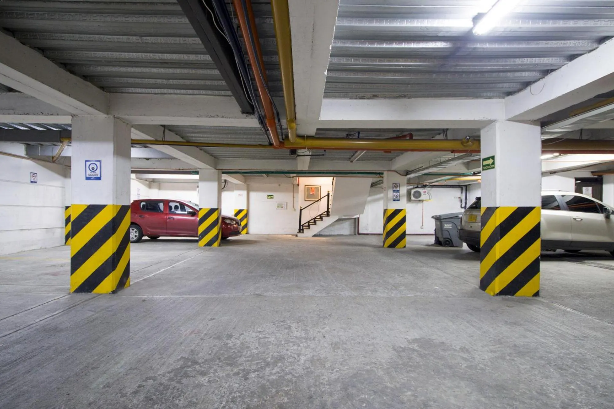 Parking in Hotel Luxor Pereira