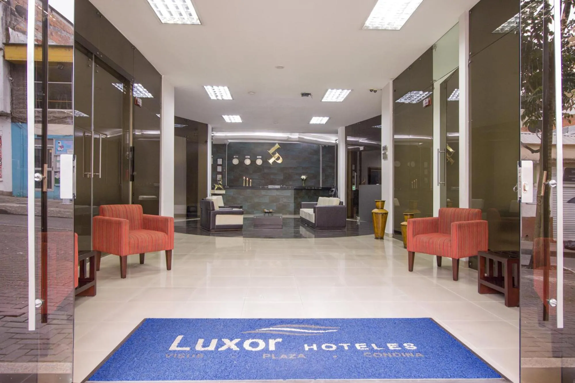 Lobby or reception in Hotel Luxor Pereira
