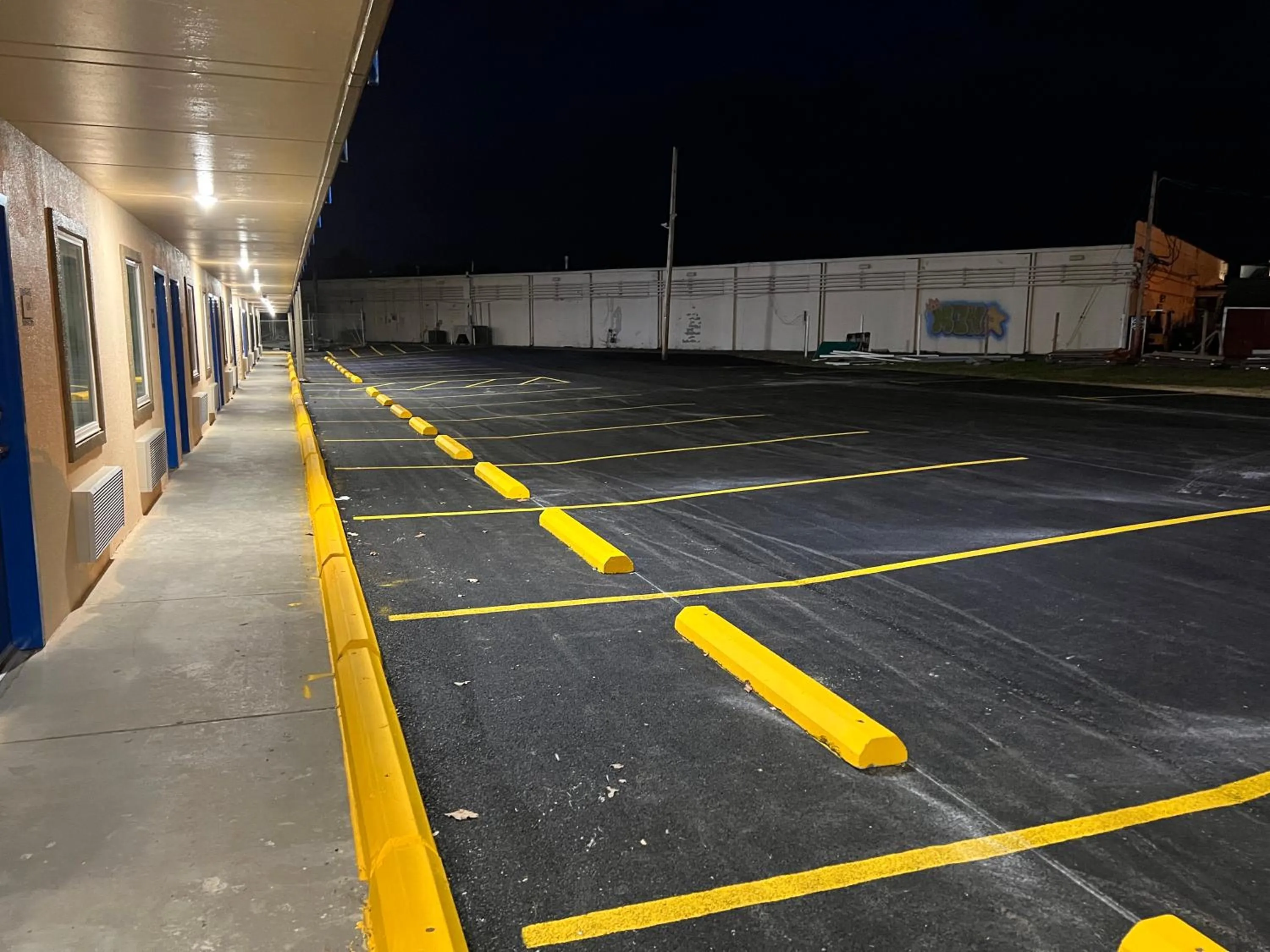 Night in Super 8 by Wyndham Paducah I-24 Exit 4