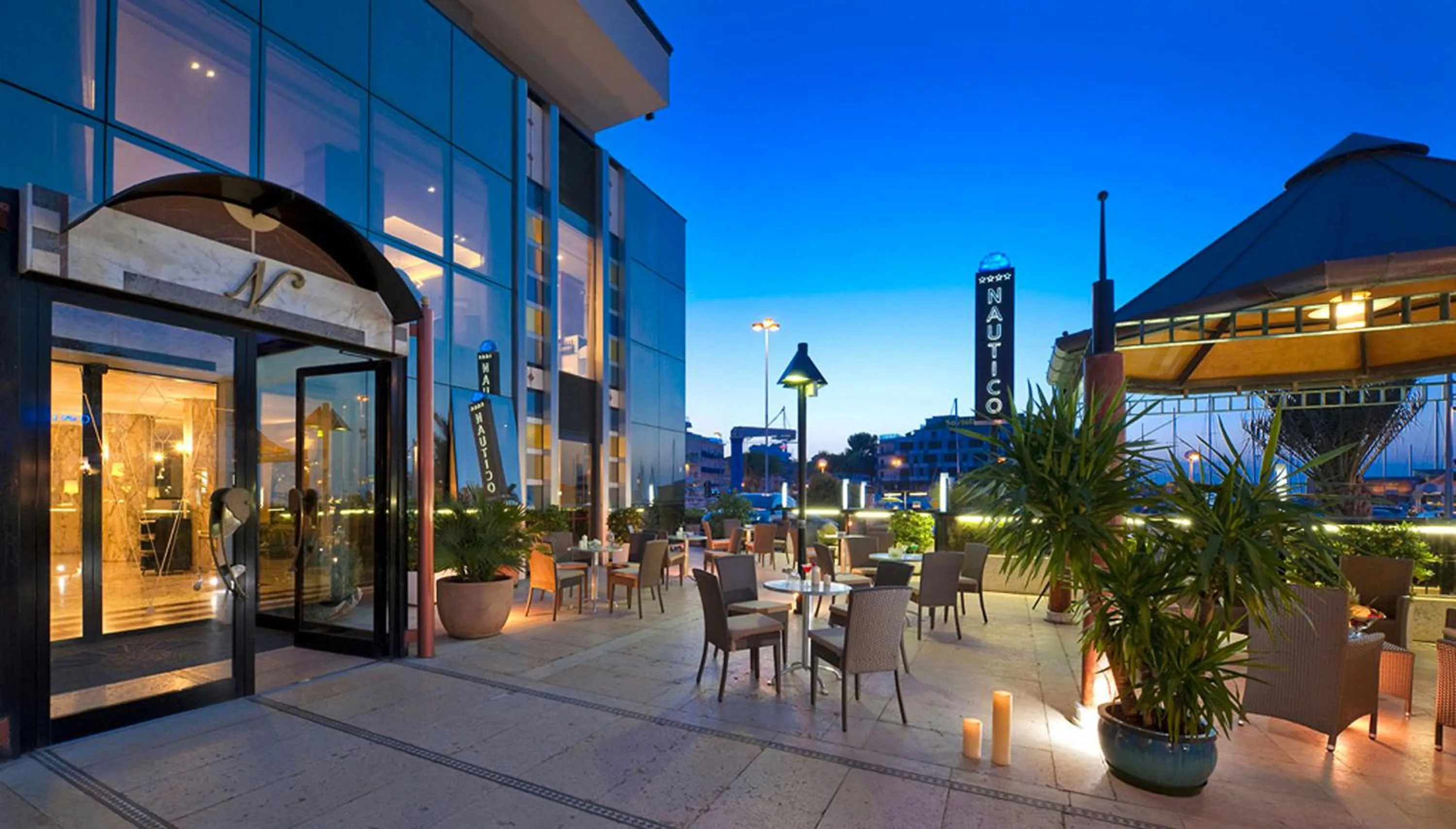 Patio in Hotel Nautico