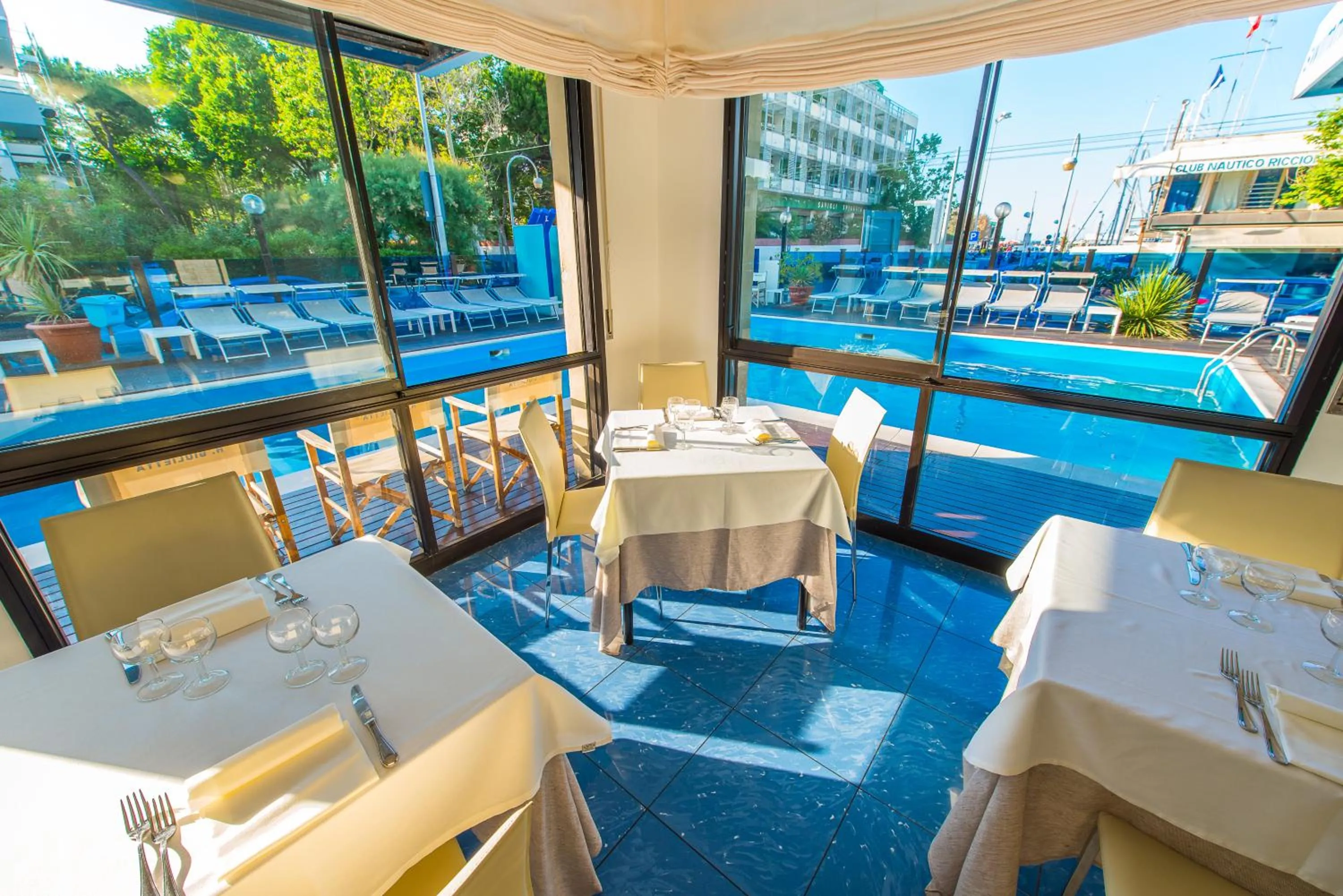 Restaurant/places to eat in Hotel Giulietta