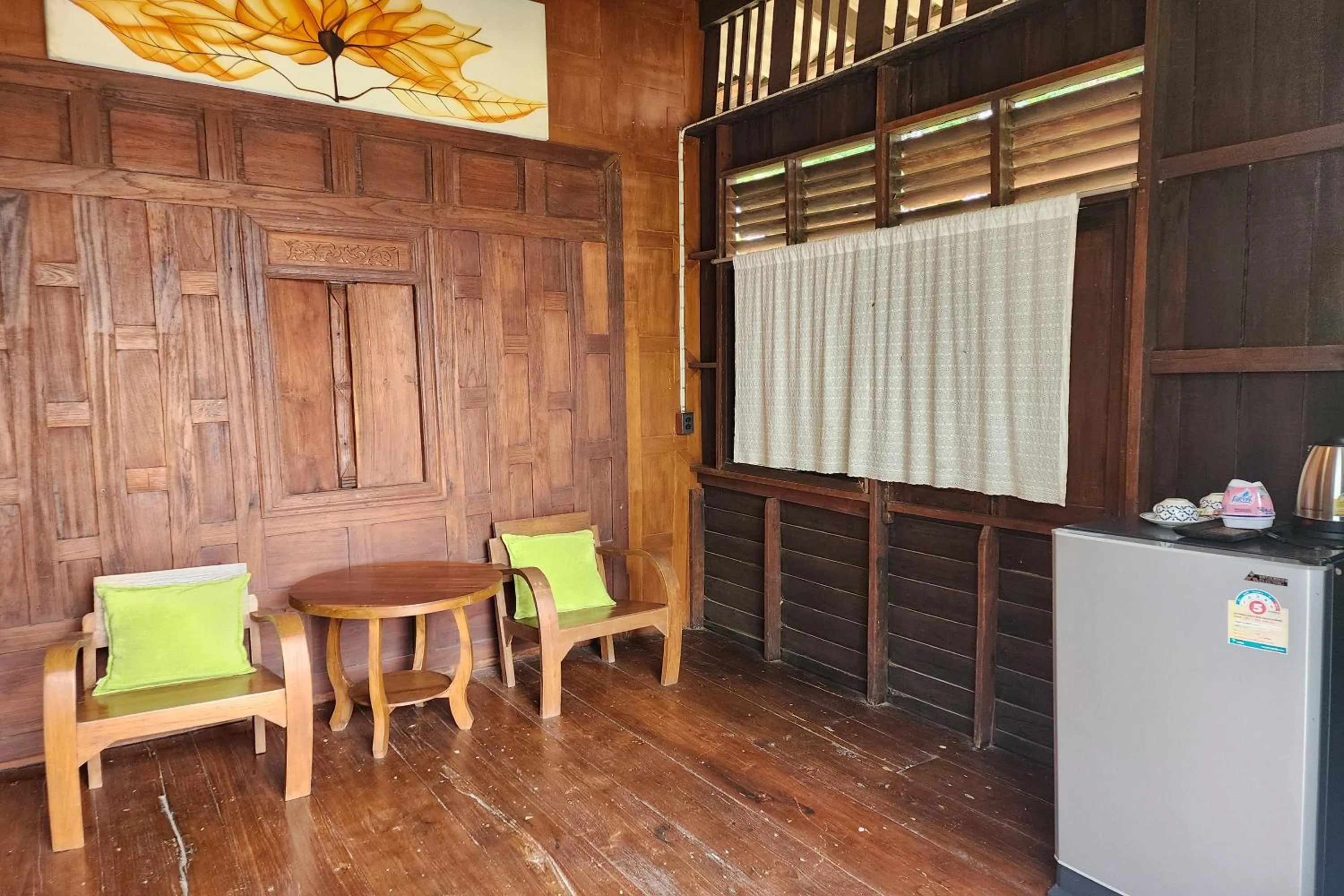 Seating area in Karaboon Wellness