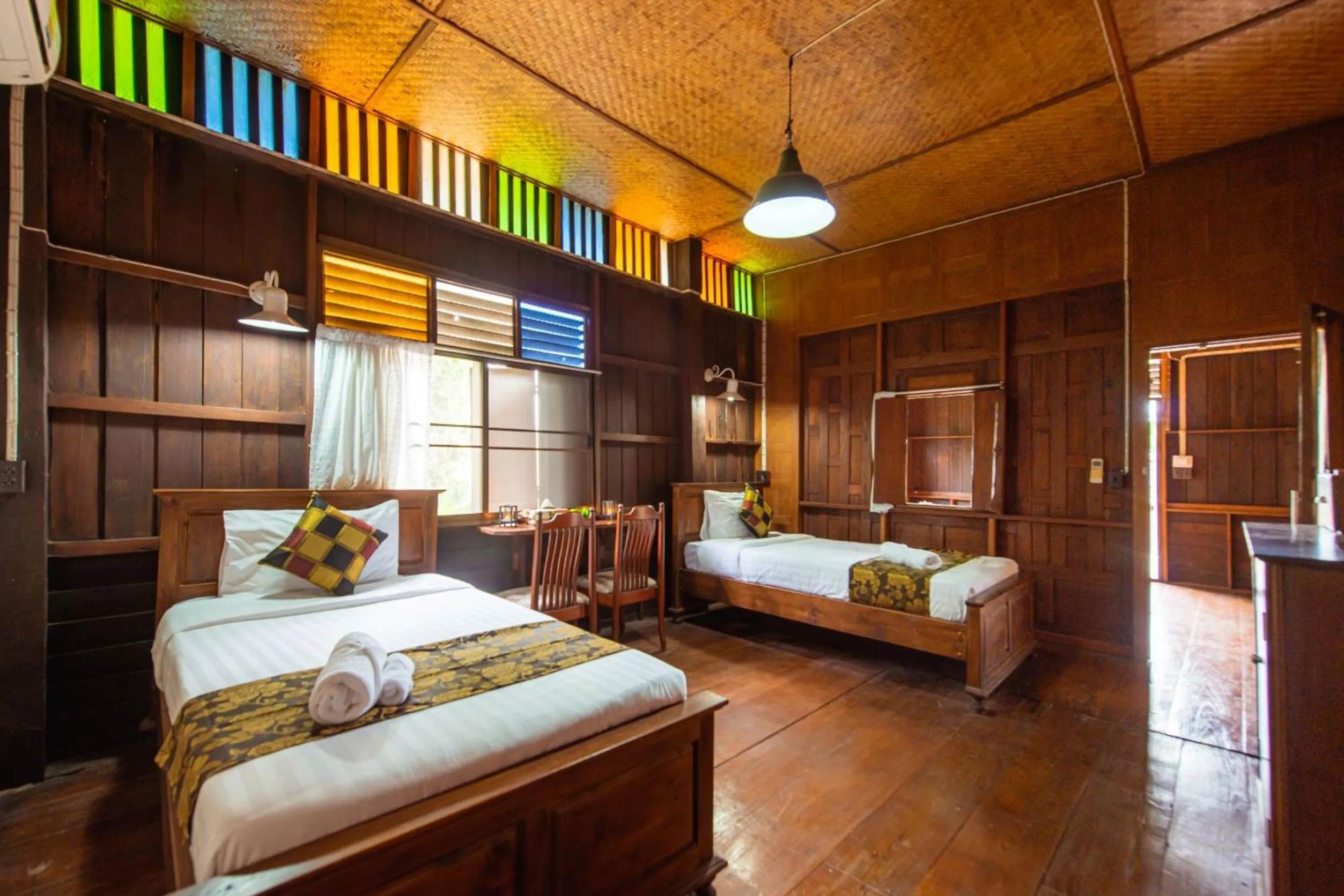 Bedroom, Bed in Karaboon Wellness