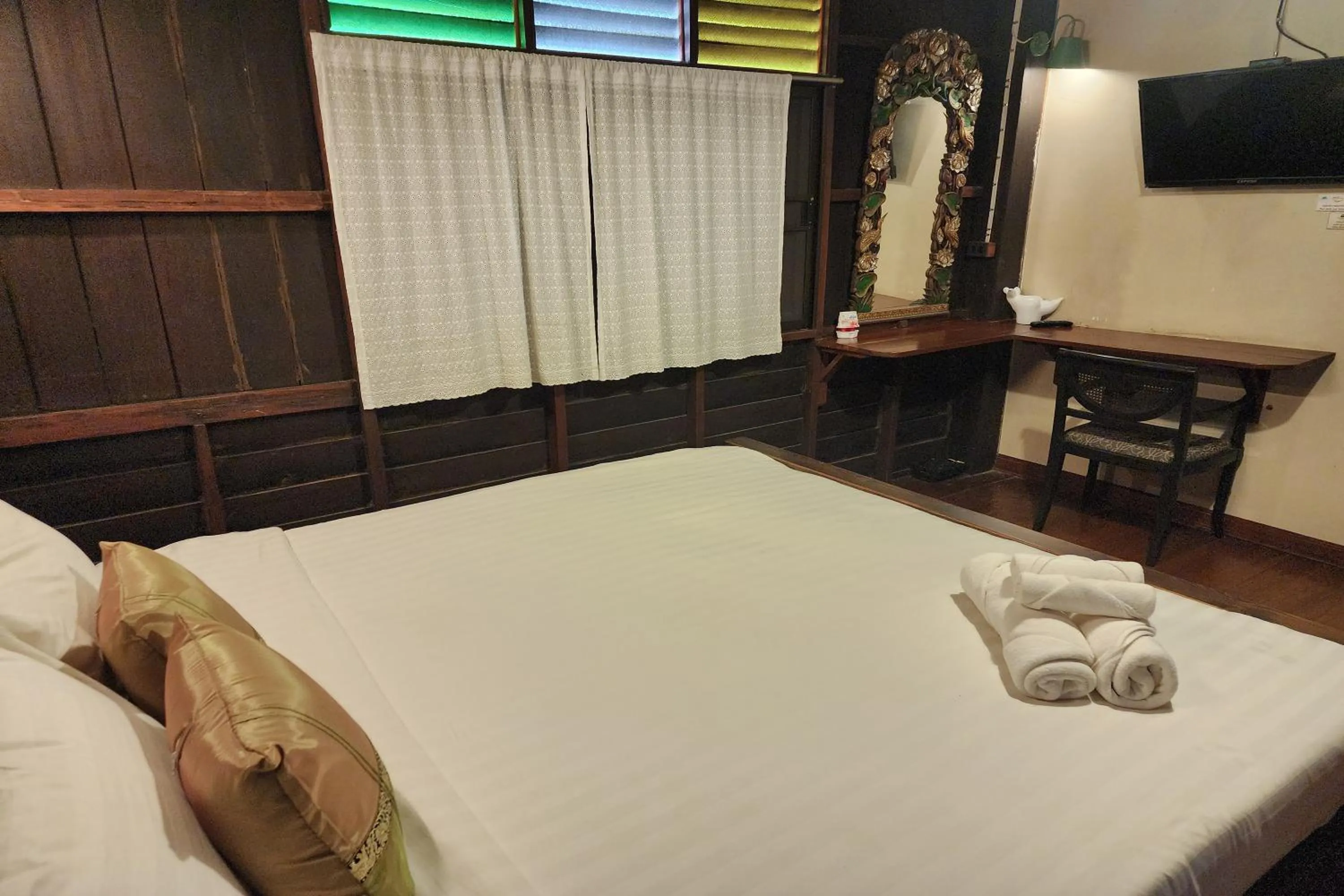 Bed in Karaboon Wellness