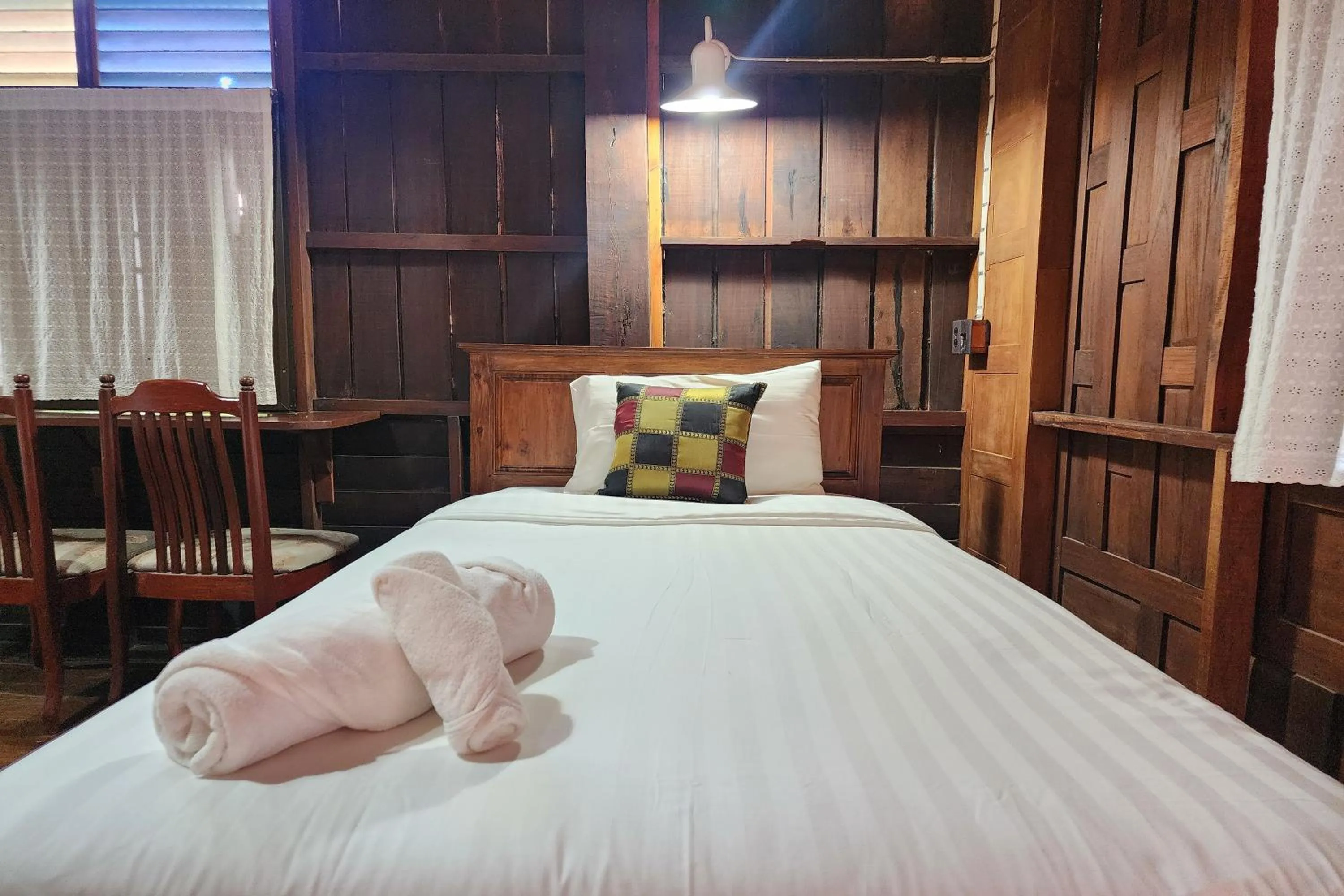 Bed in Karaboon Wellness