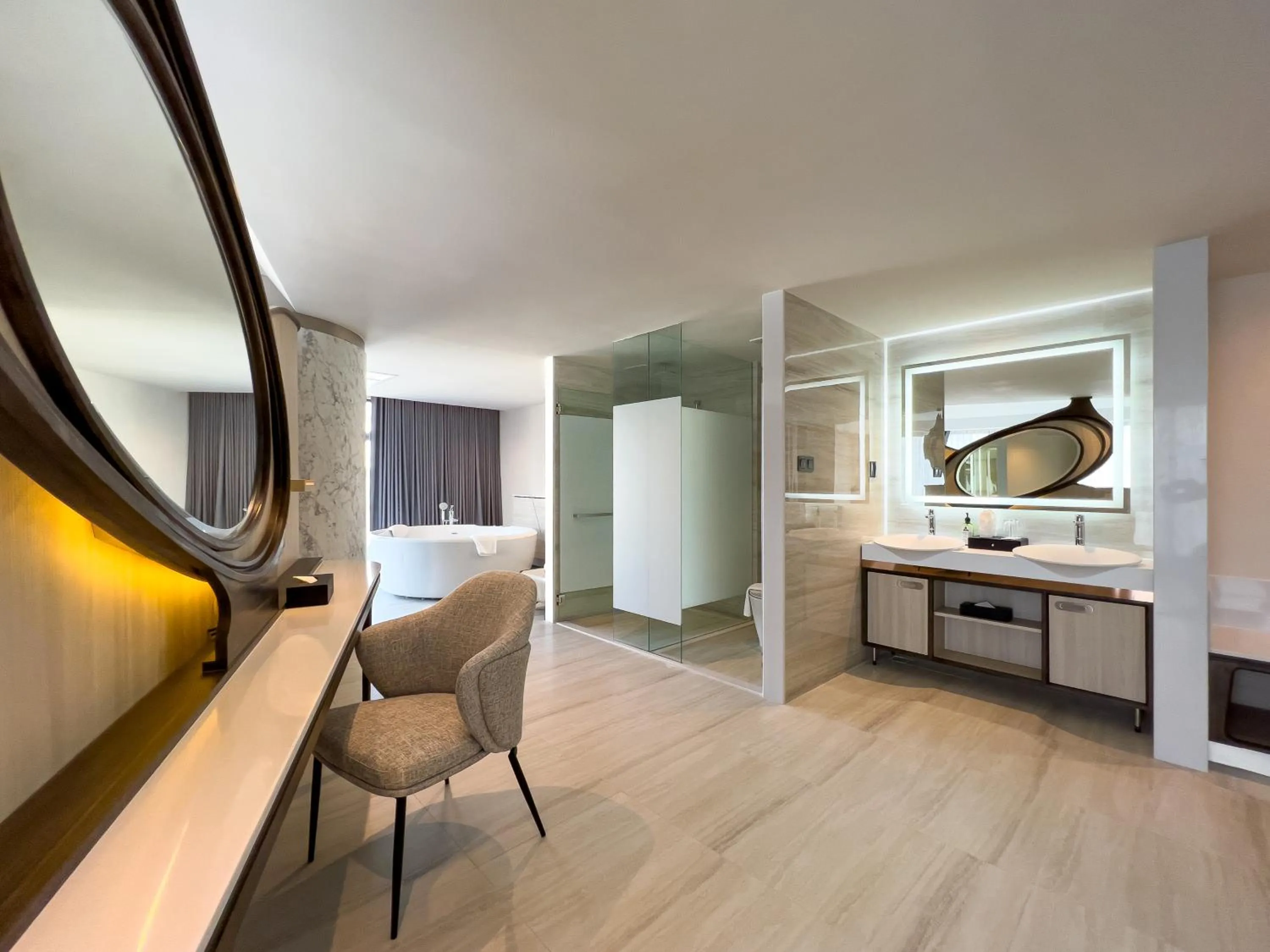 Bedroom in Amethyst Hotel Pattaya