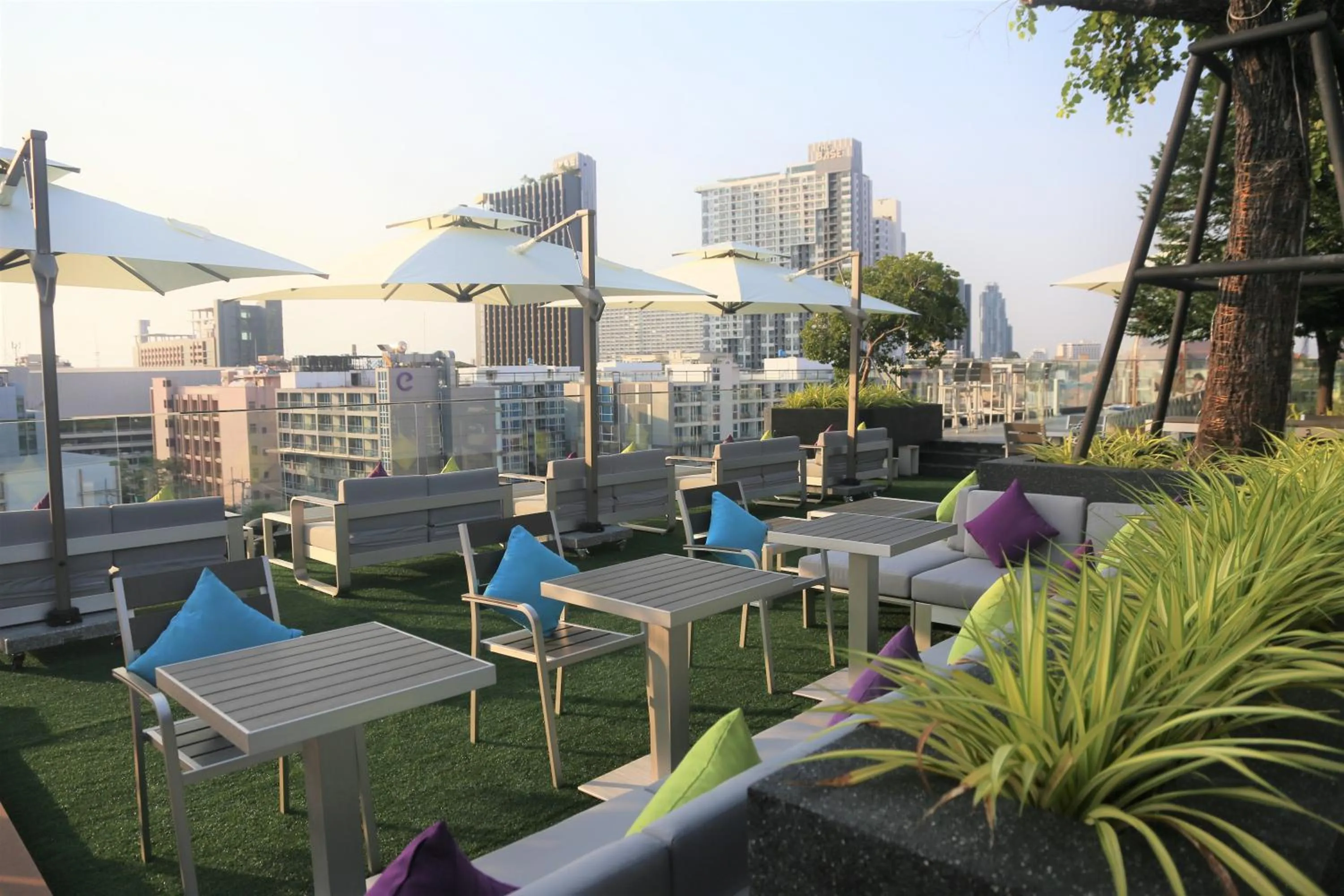 Garden in Amethyst Hotel Pattaya