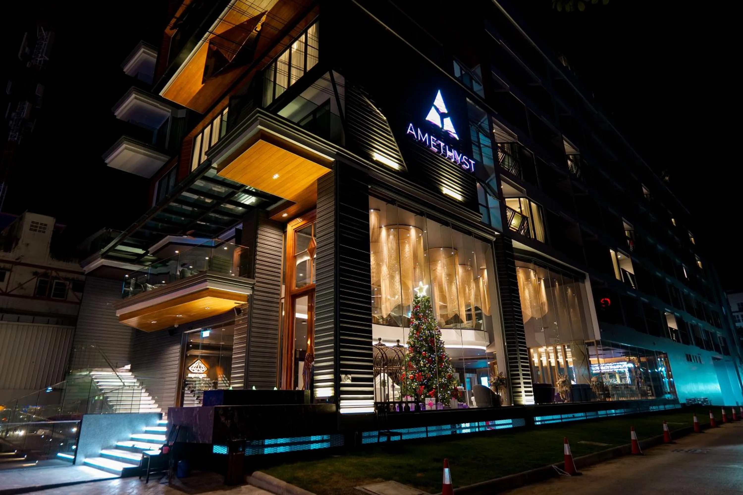 Property building in Amethyst Hotel Pattaya