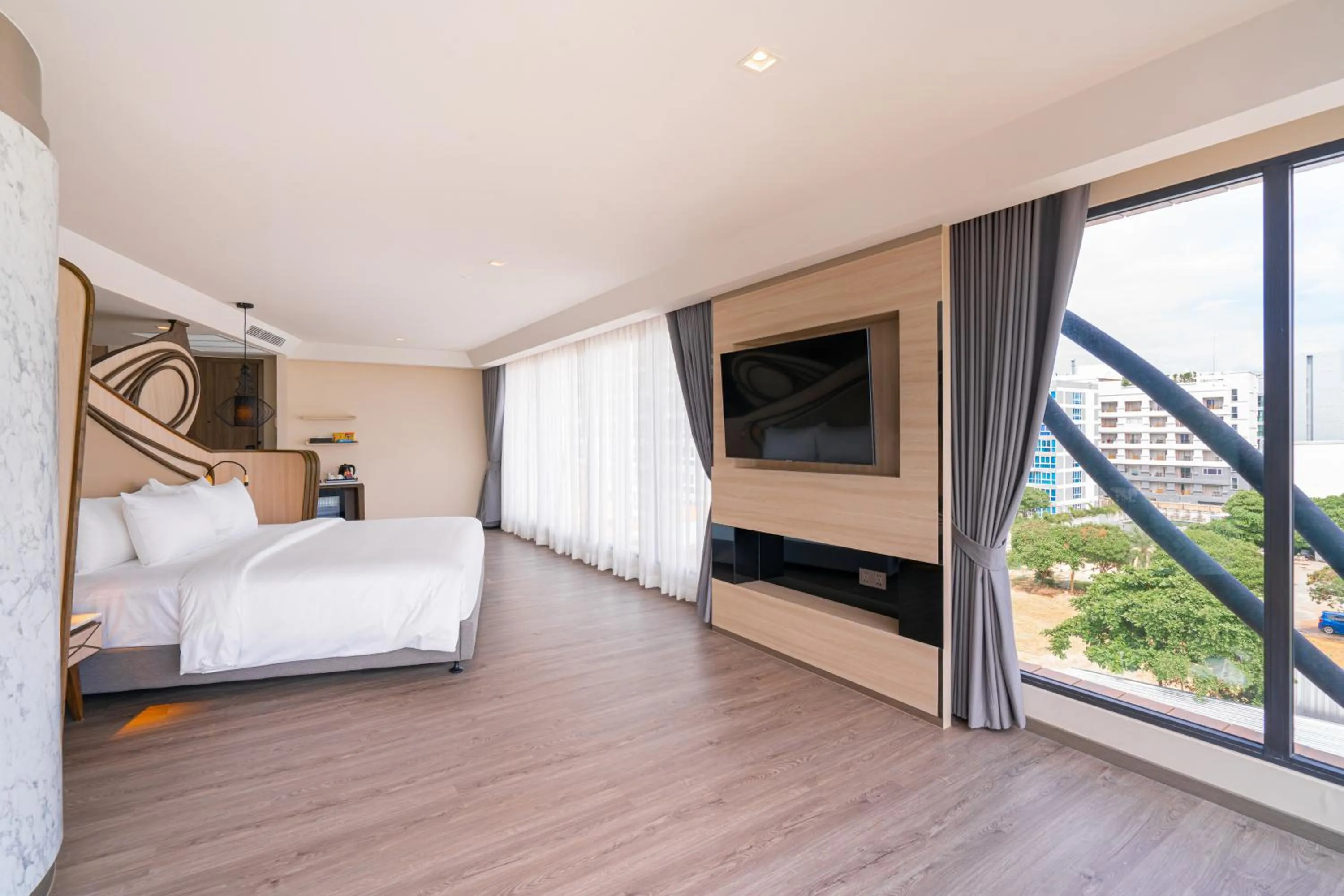 Bed in Amethyst Hotel Pattaya