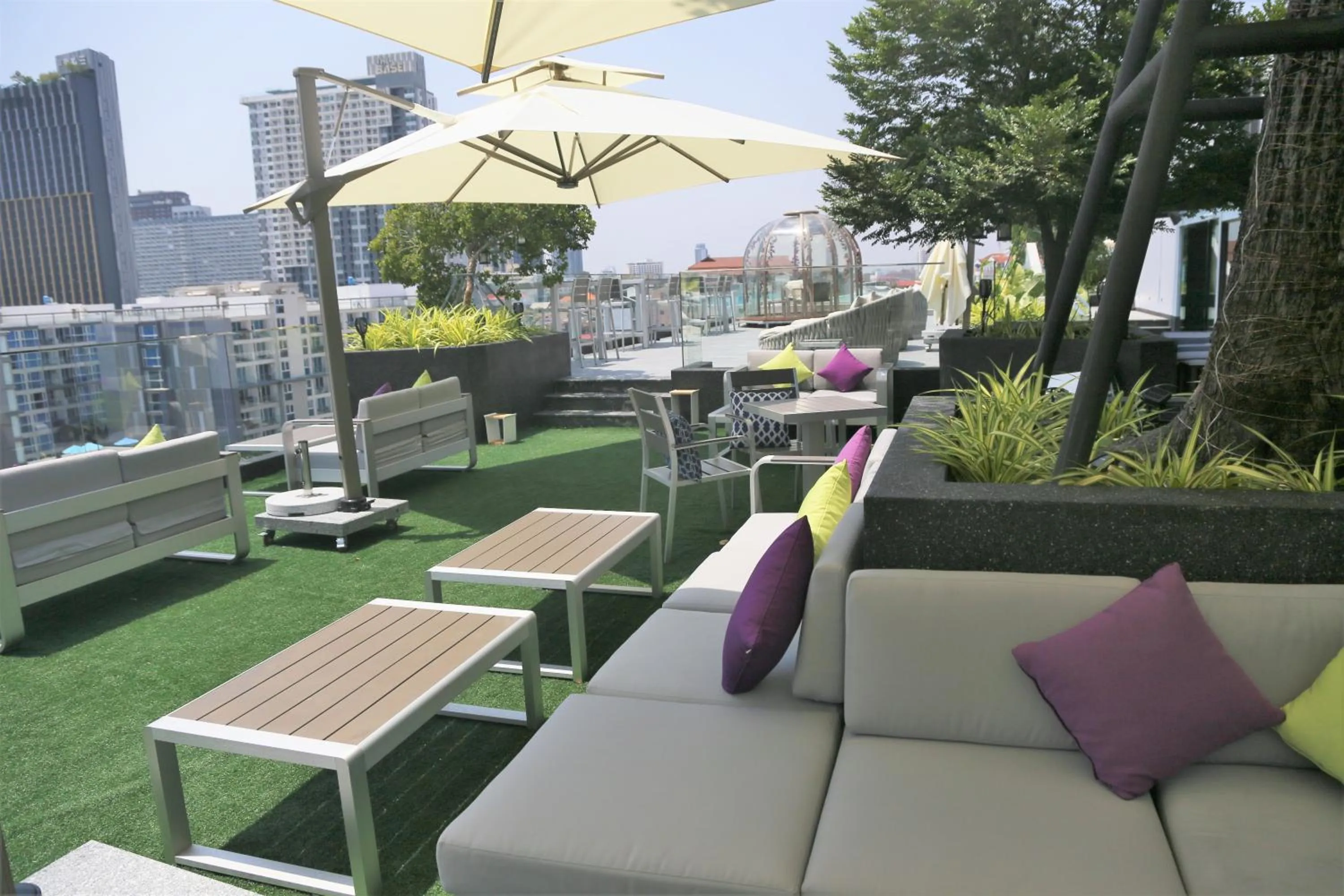 Garden in Amethyst Hotel Pattaya