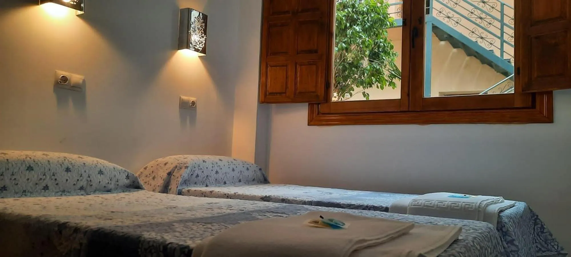 Bedroom in LA CASA MORISCA