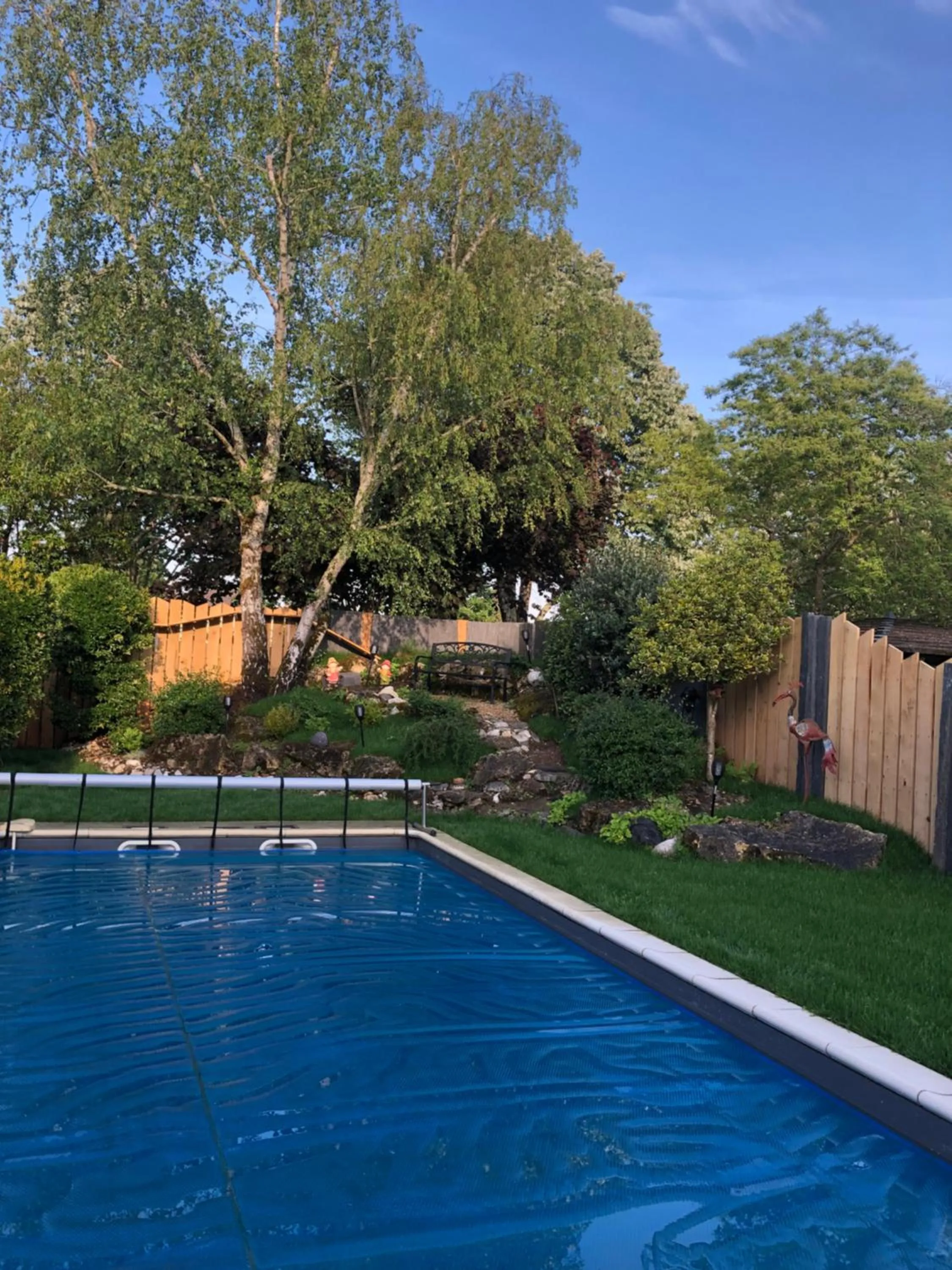 Swimming pool in Le Numéro 15