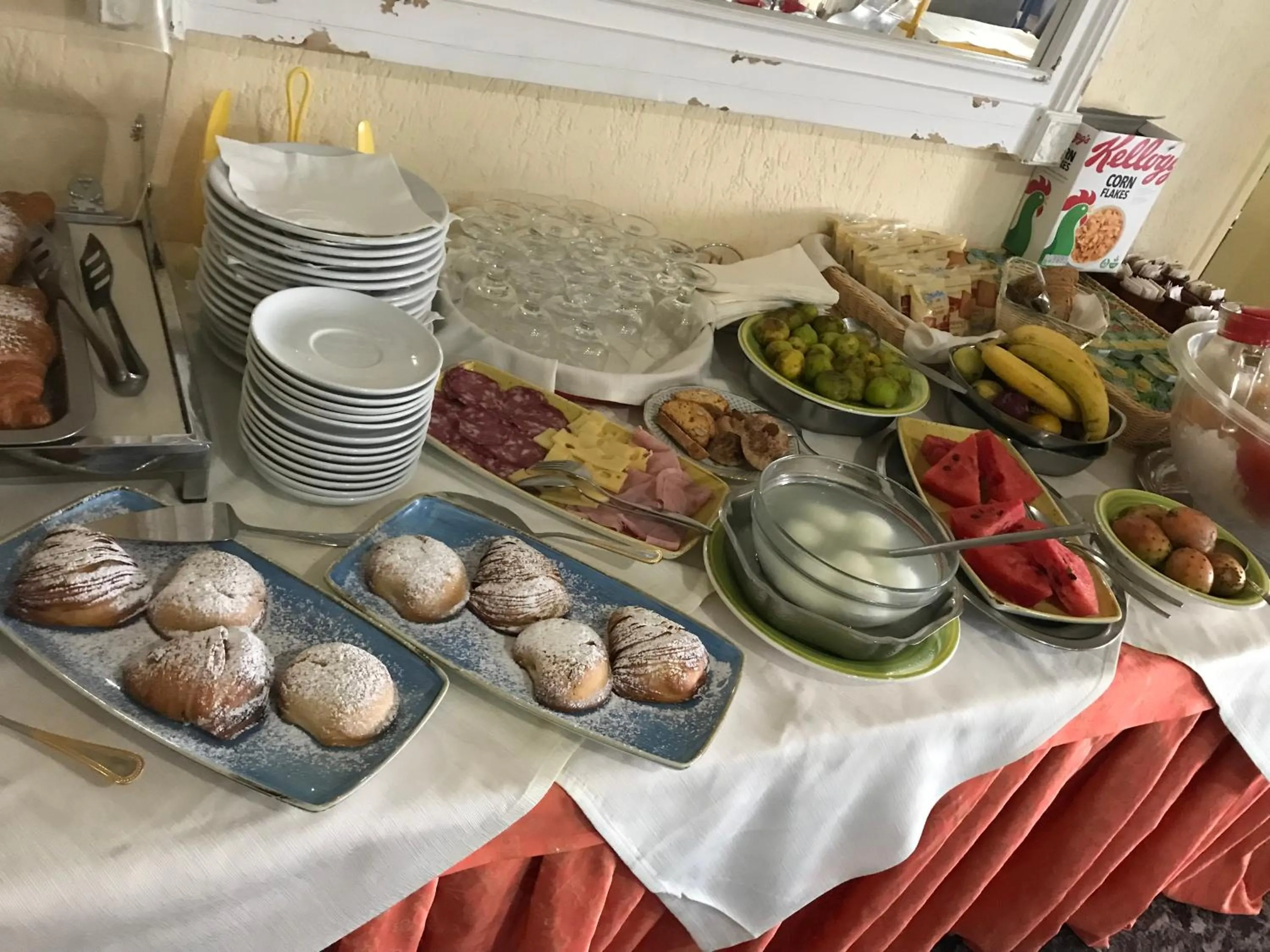 Lounge or bar in Cinquestelle Albergo del centro storico