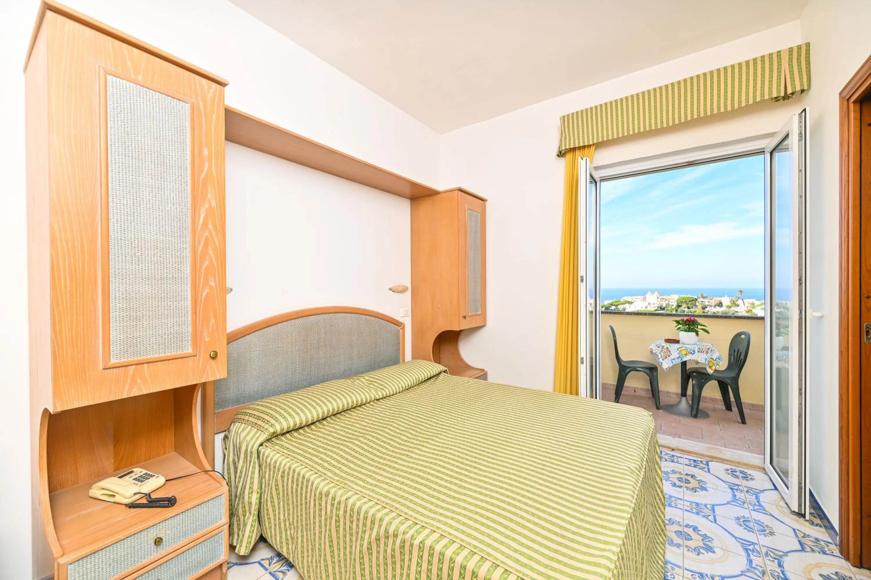 Bed in Casthotels Tramonto d'oro Terme