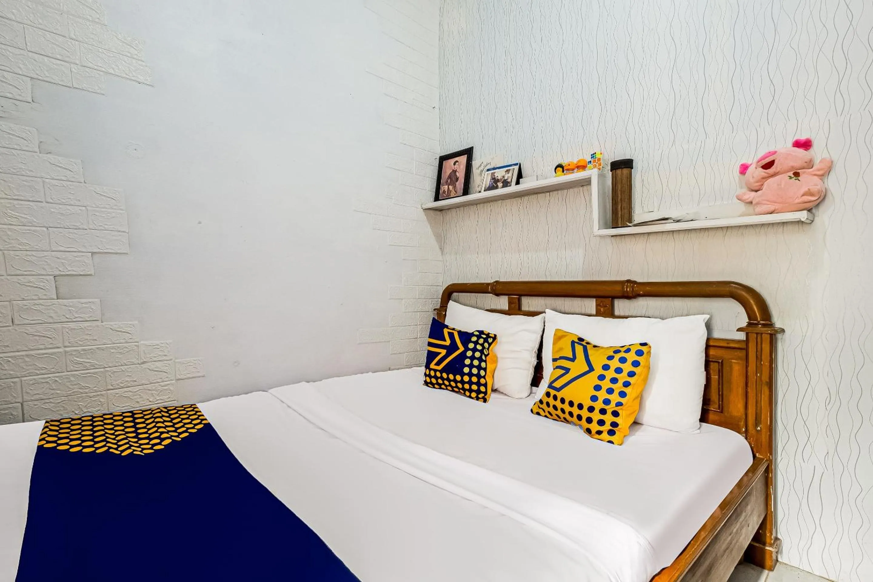 Bedroom, Bed in Hotel O Desa Wisata Santanamekar