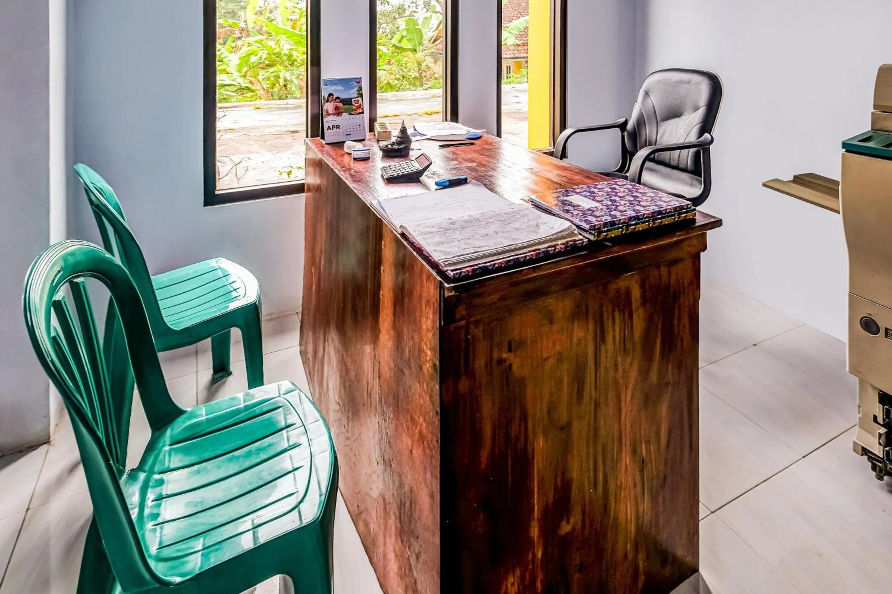 Lobby or reception in Hotel O Desa Wisata Santanamekar