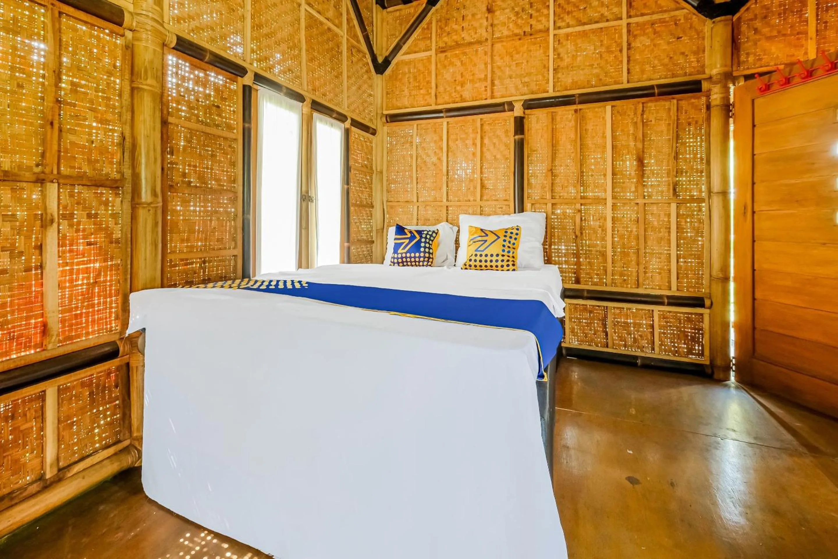 Bedroom, Bed in Hotel O Desa Wisata Santanamekar