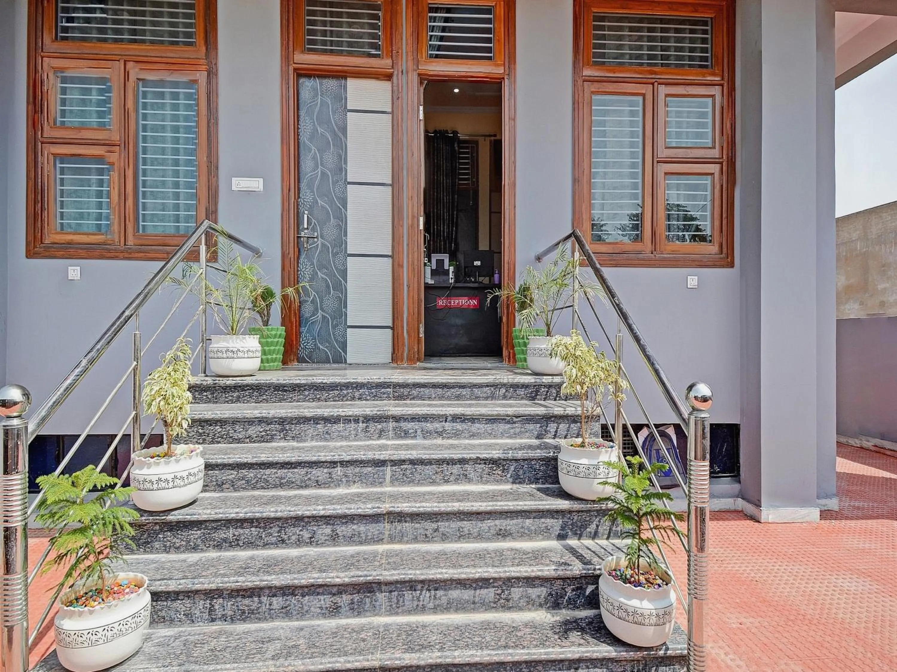 Facade/entrance in Hotel O Kalot