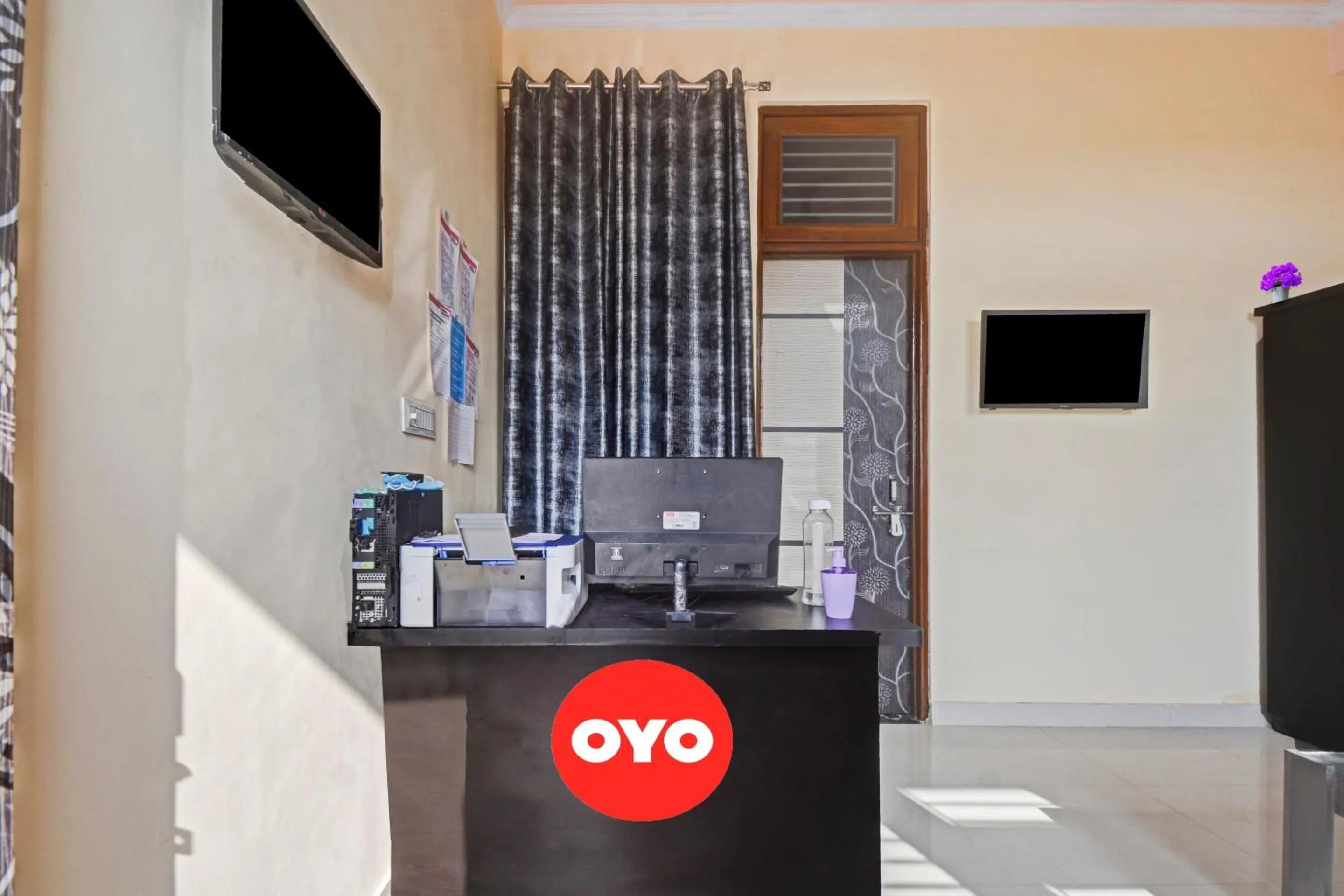 Lobby or reception in Hotel O Kalot