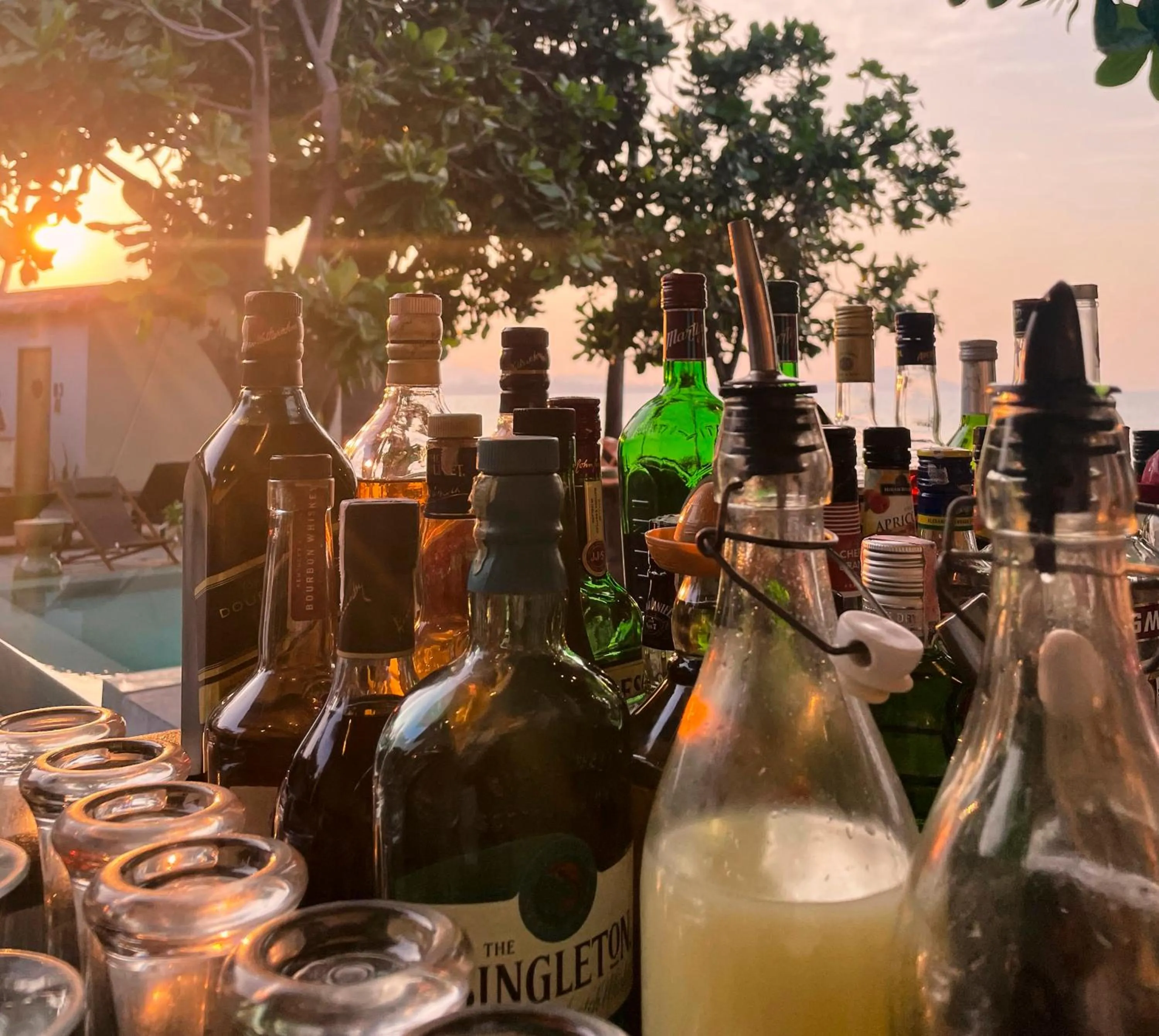 Lounge or bar in Escape Beach Resort - New Look & Improved