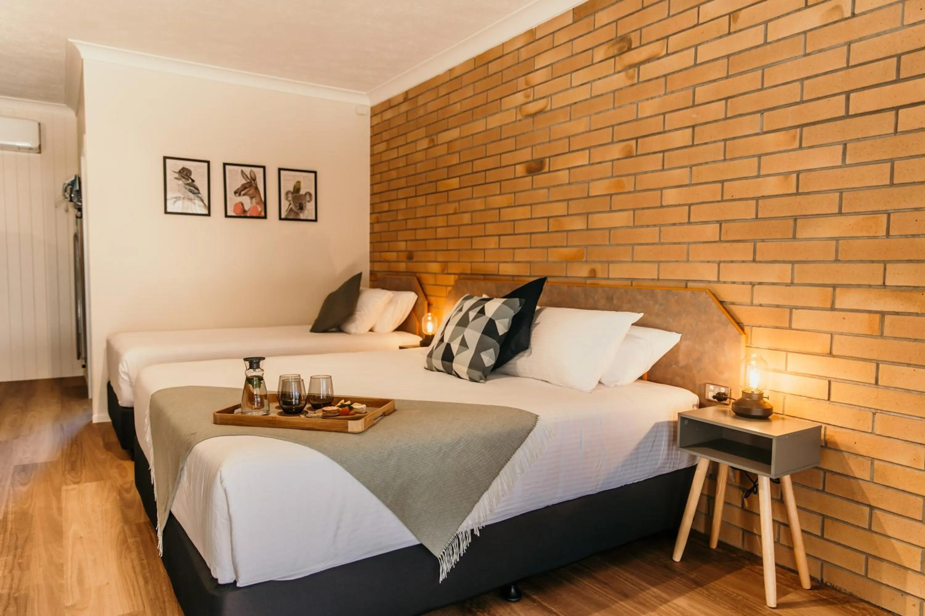 Bed in Oasis Motor Inn Blackall