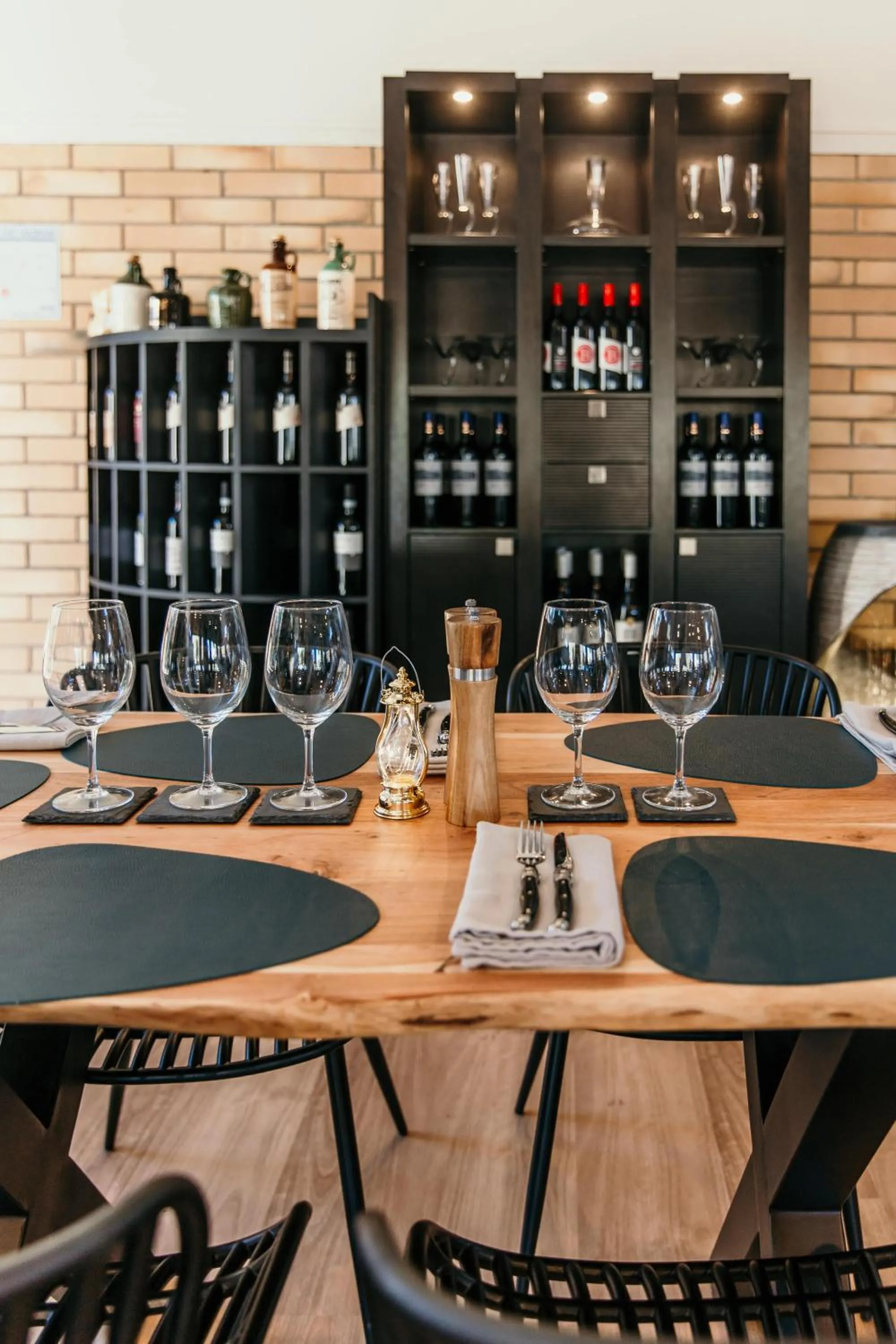 Restaurant/places to eat in Oasis Motor Inn Blackall