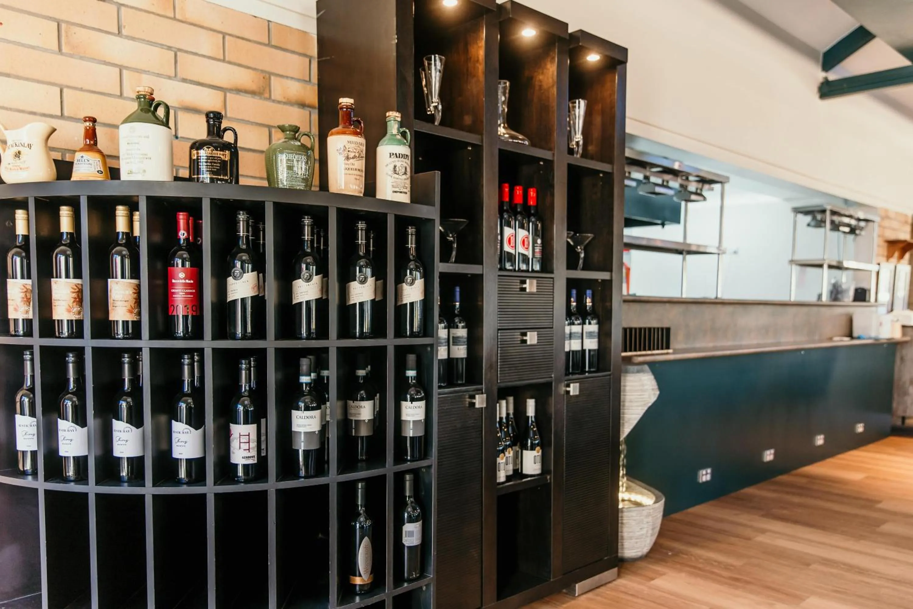 Restaurant/places to eat in Oasis Motor Inn Blackall