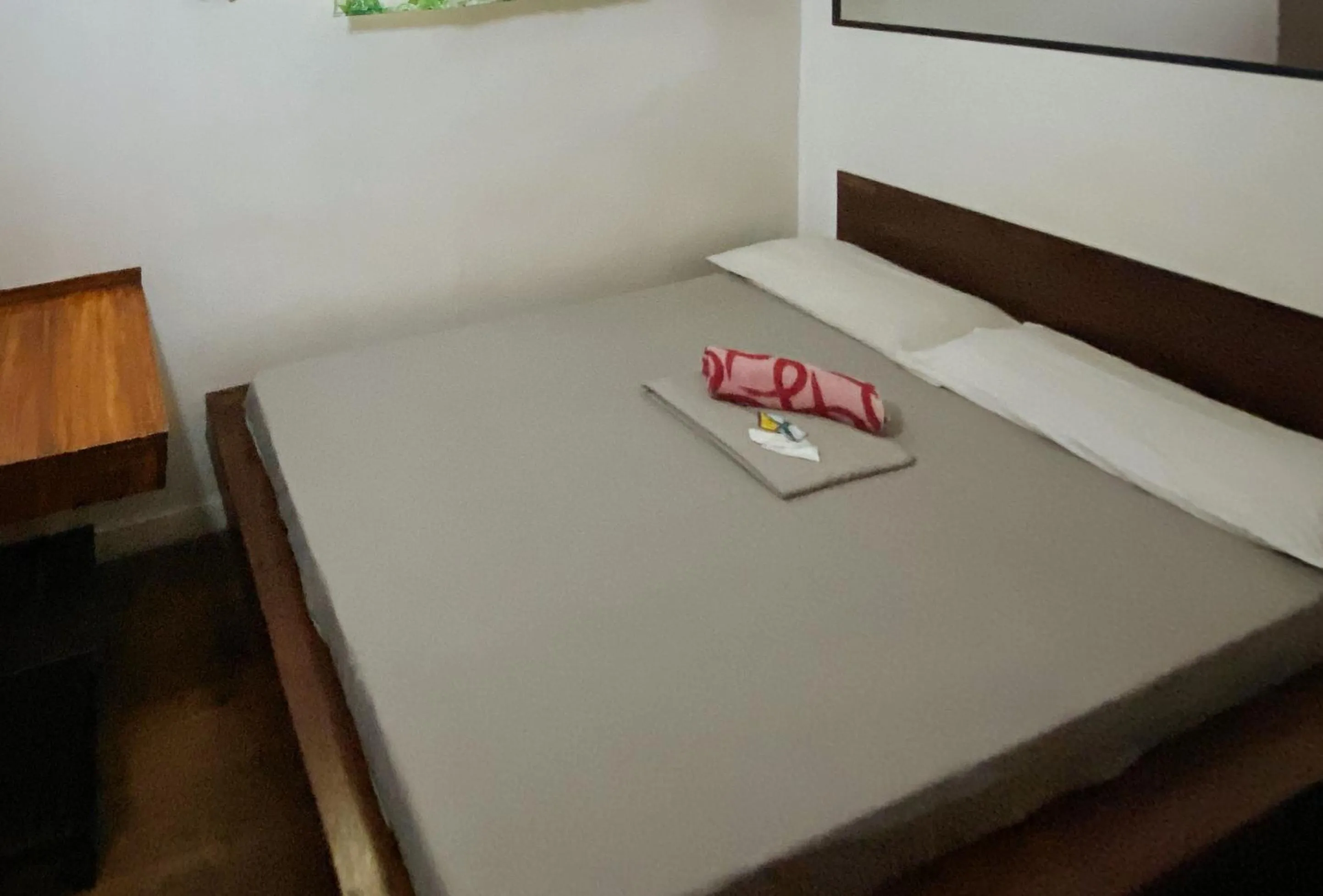 Bed in RedDoorz @ Sukitel Budget Hotel Nasugbu