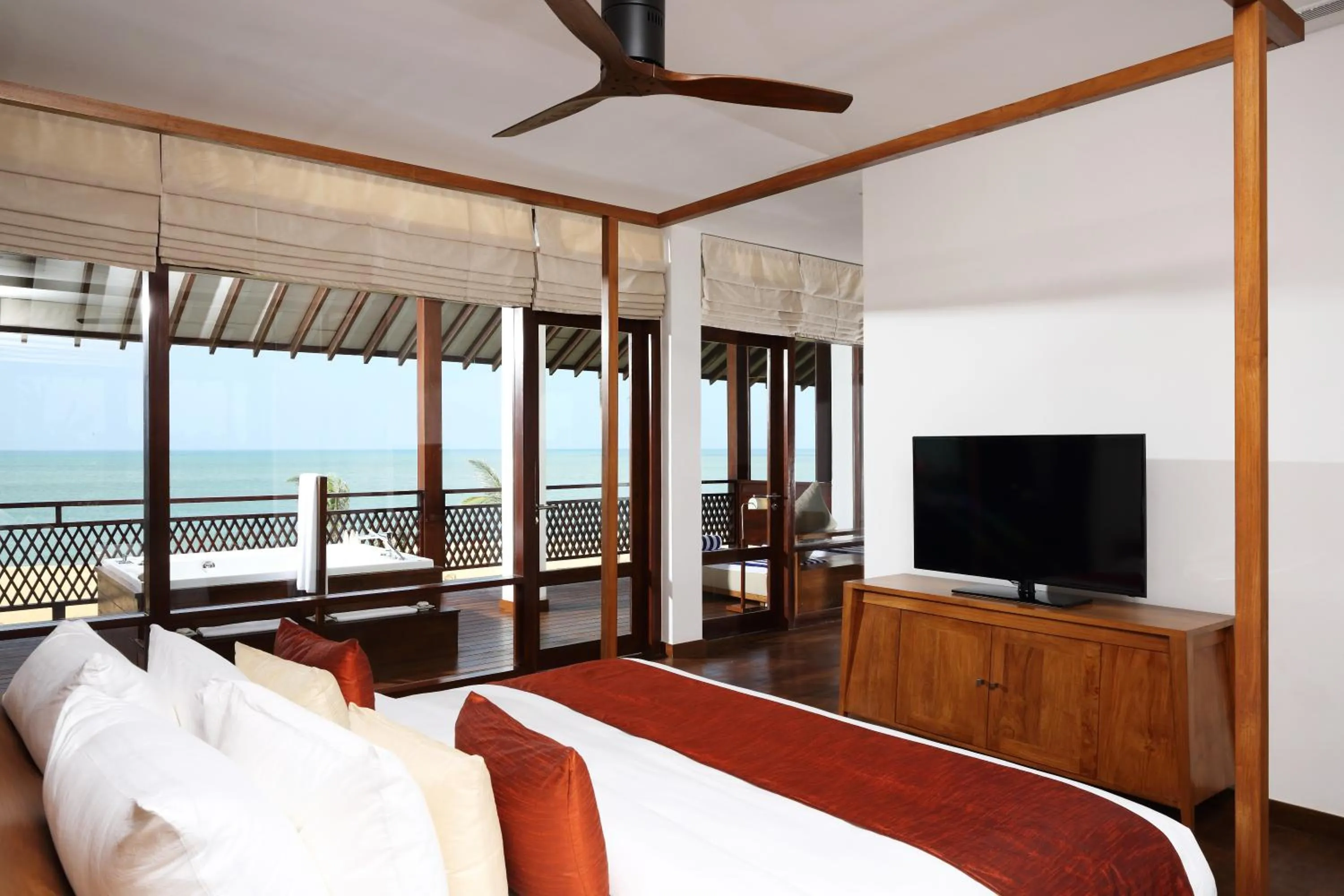 TV and multimedia, Bed in Anantaya Resort & Spa Chilaw