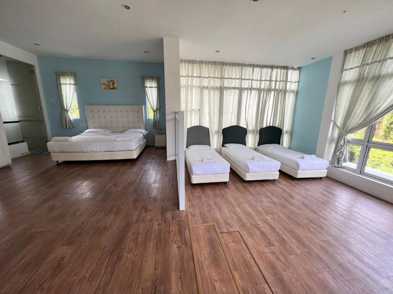 Bed in Dear Dino Villa Cameron Highlands