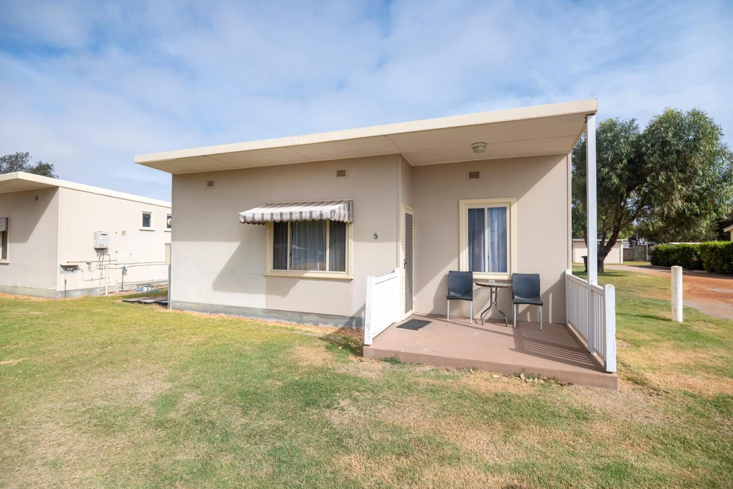 Property building in Belair Gardens Caravan Park