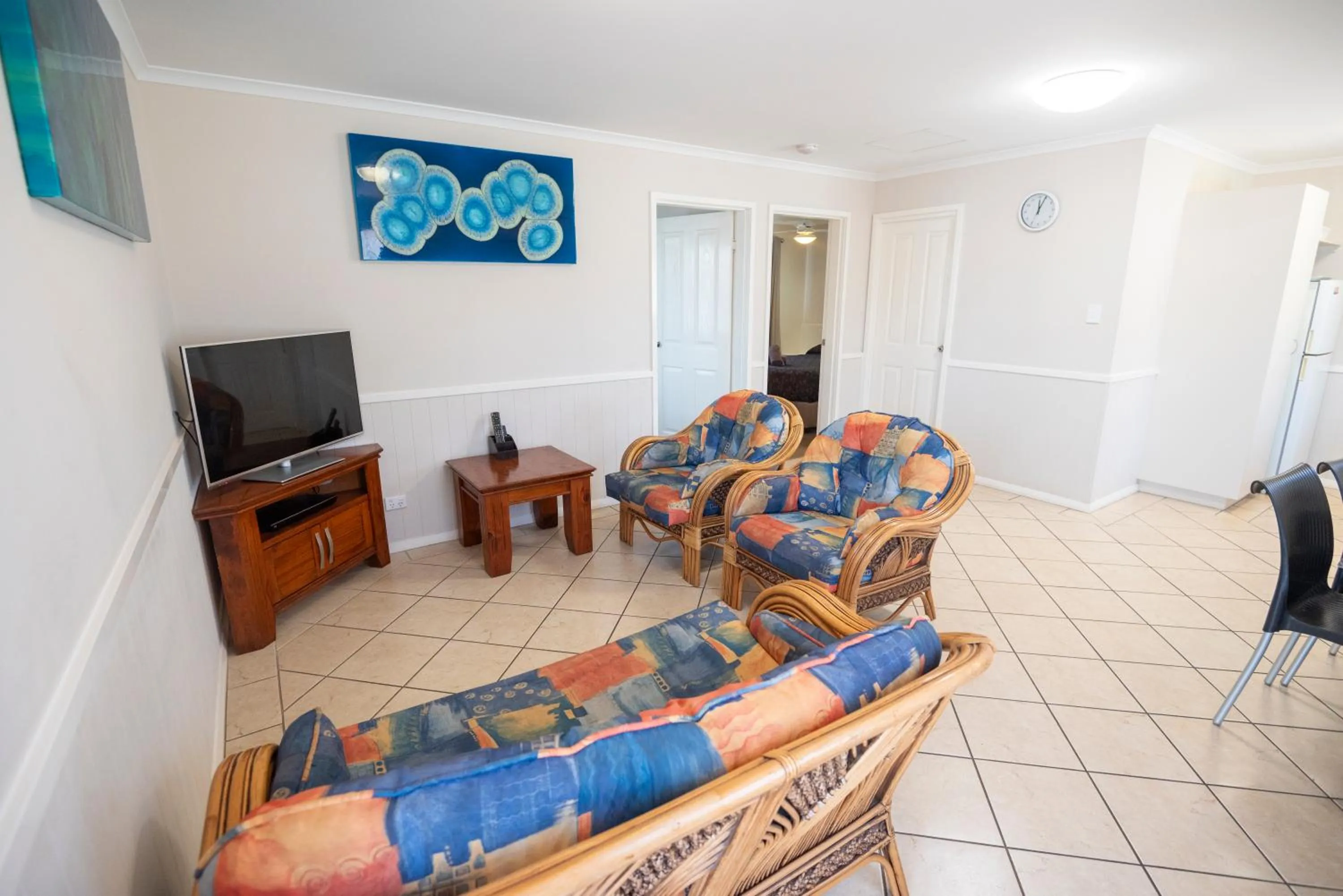 Living room in Belair Gardens Caravan Park