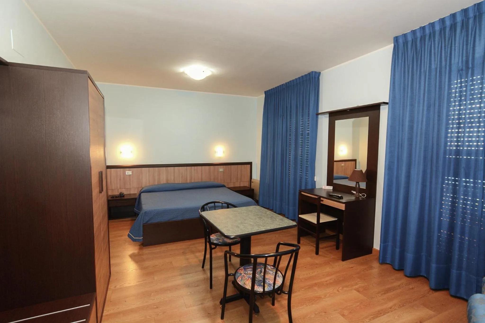 Bed in Hotel Ristorante Il Gabbiano