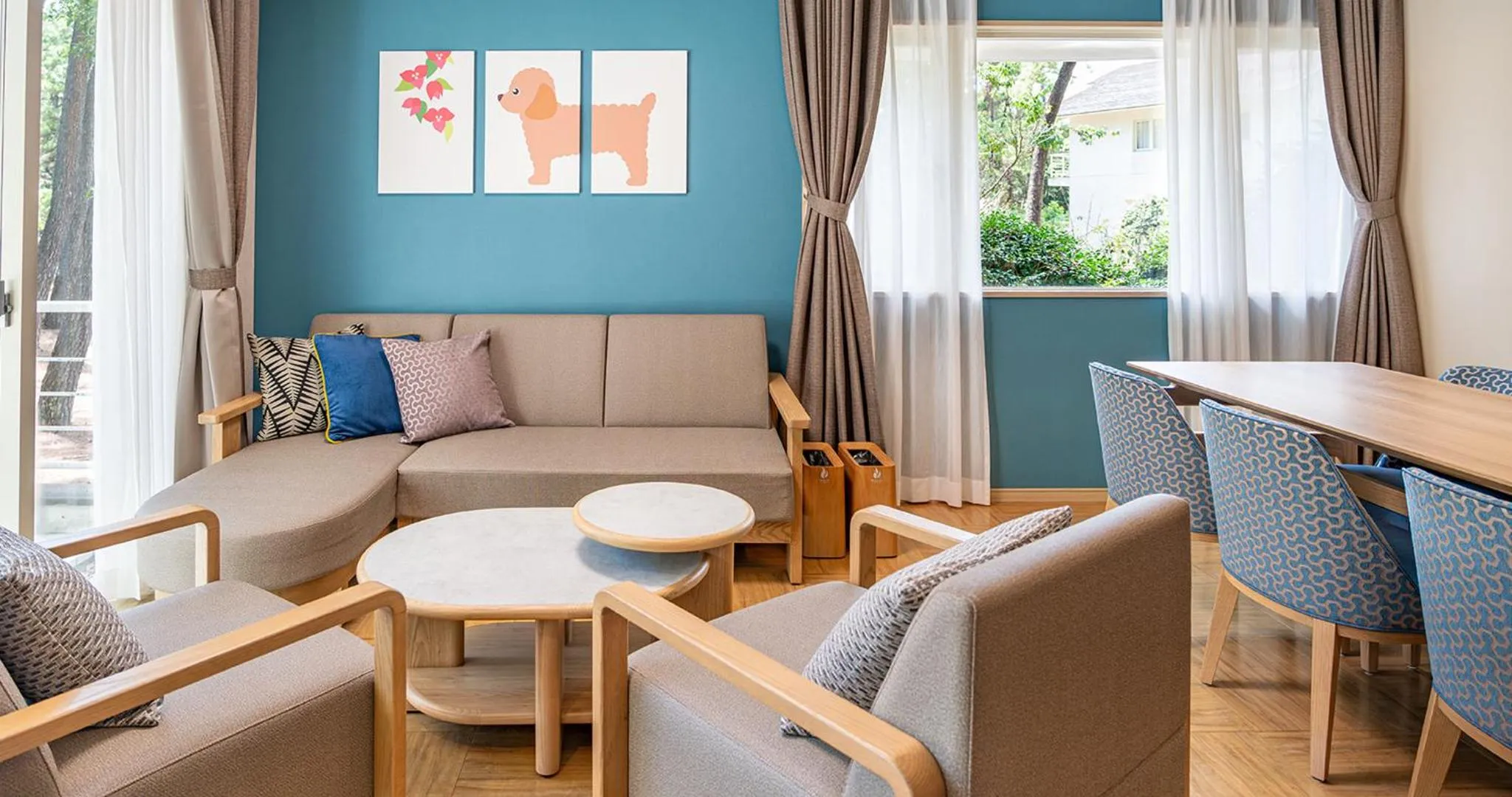 pet friendly in Seagaia Forest Cottages