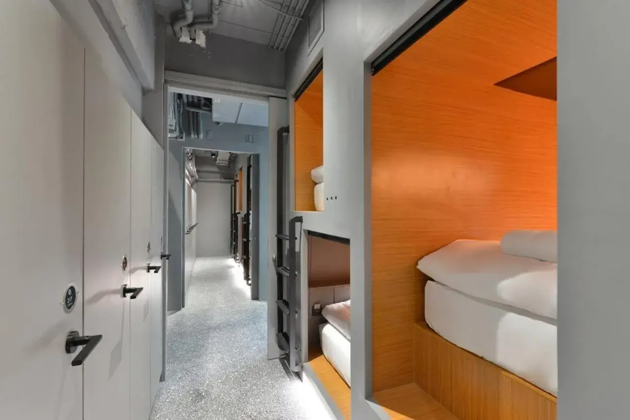 Bed in 6-Bed Female Dormitory Room in Tiang Capsule Bed in 6-Bed Female Dormitory Room in Tiang Capsule