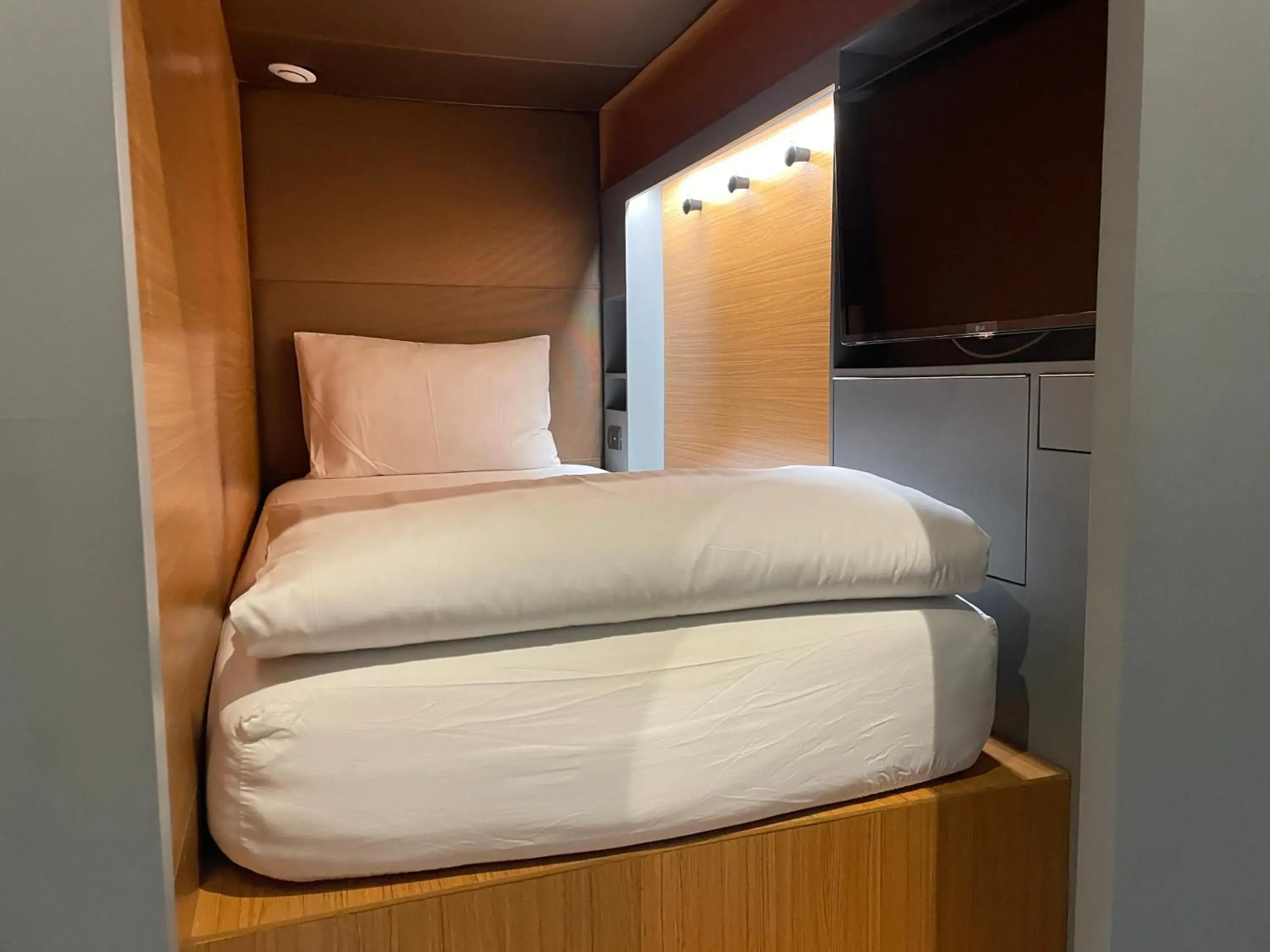 Quadruple Room in Tiang Capsule Quadruple Room in Tiang Capsule