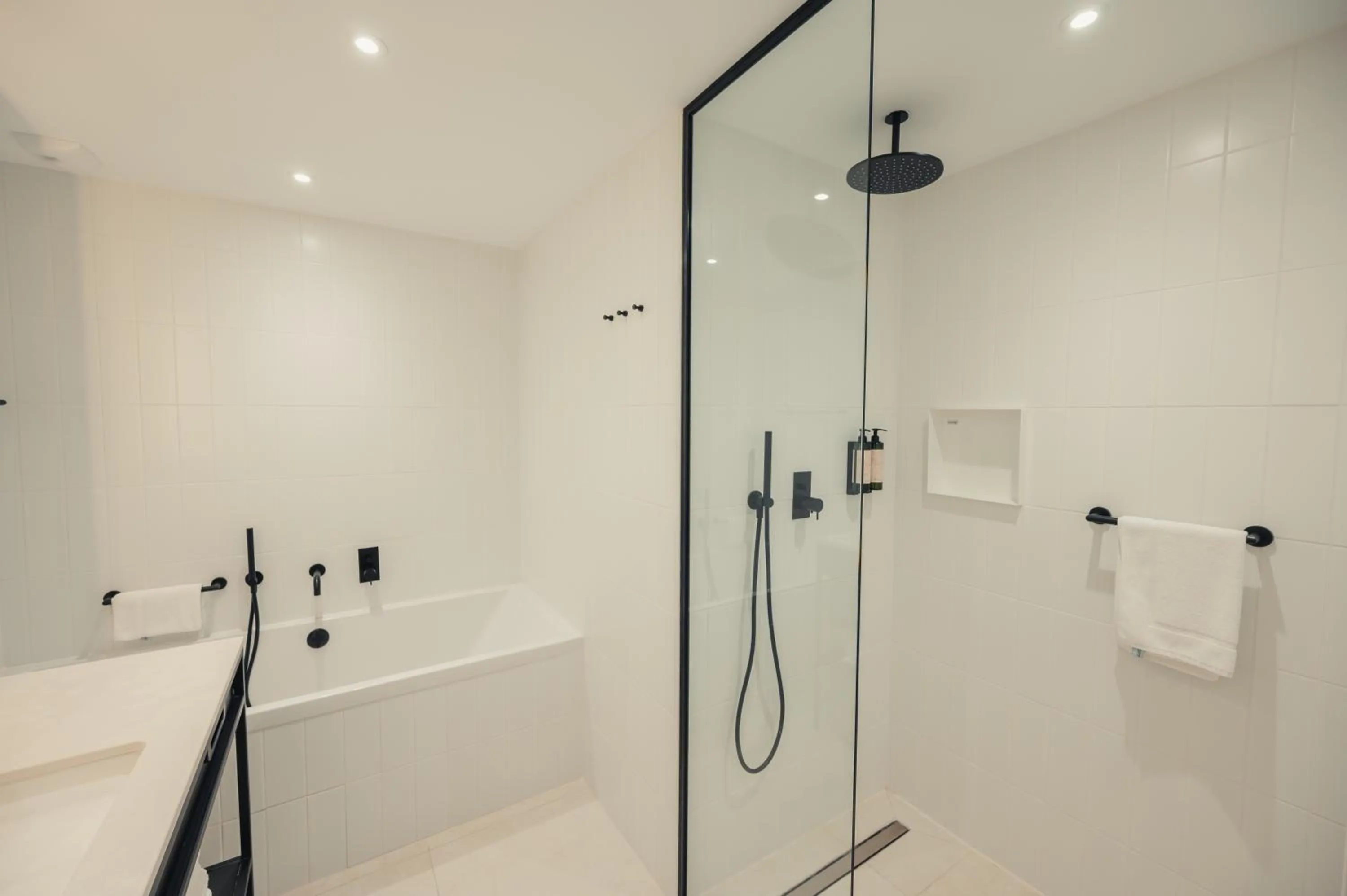 Bathroom in Van der Valk Hotel Bloom Saint Aygulf