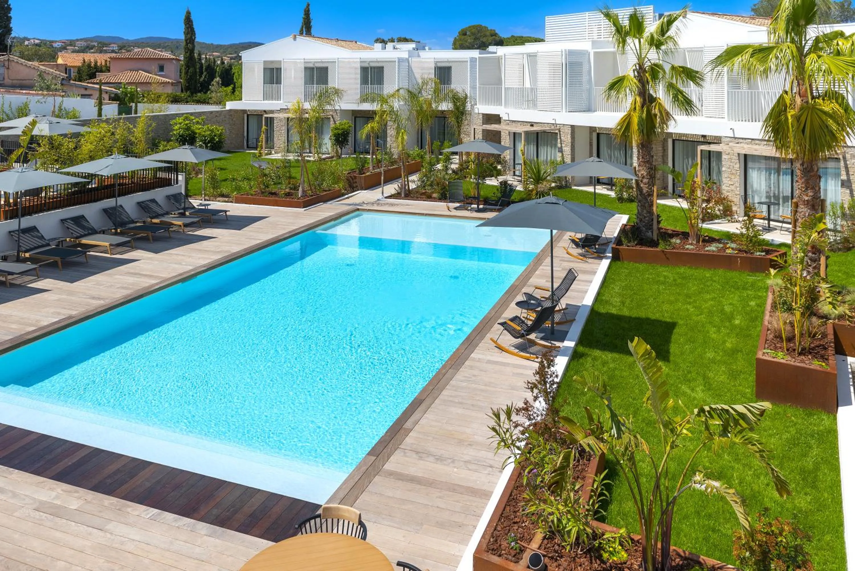 Pool view in Van der Valk Hotel Bloom Saint Aygulf