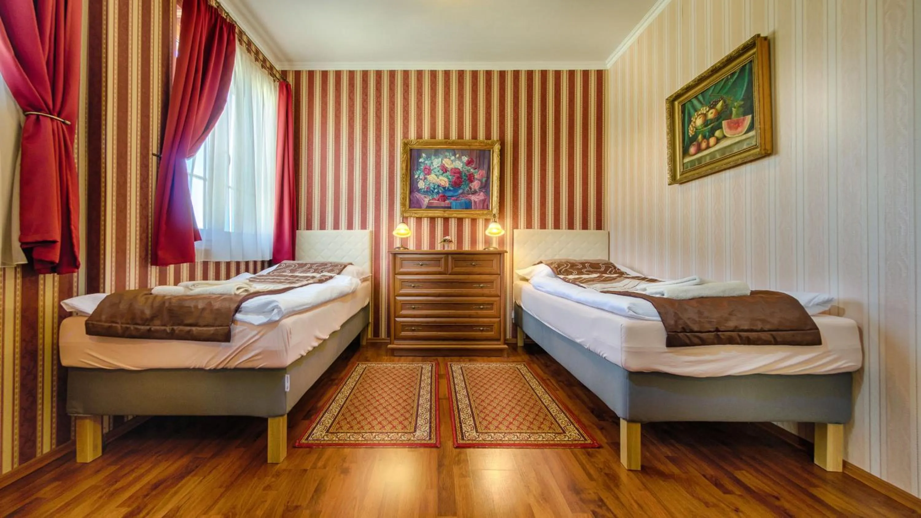 Photo of the whole room, Bed in Hotel Tevel