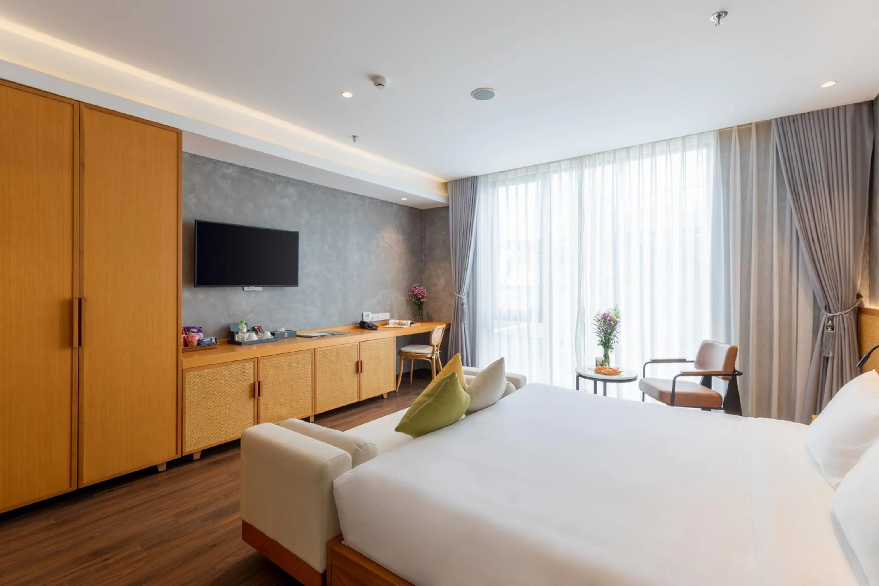 TV/Entertainment Center in Kua Casa Suite