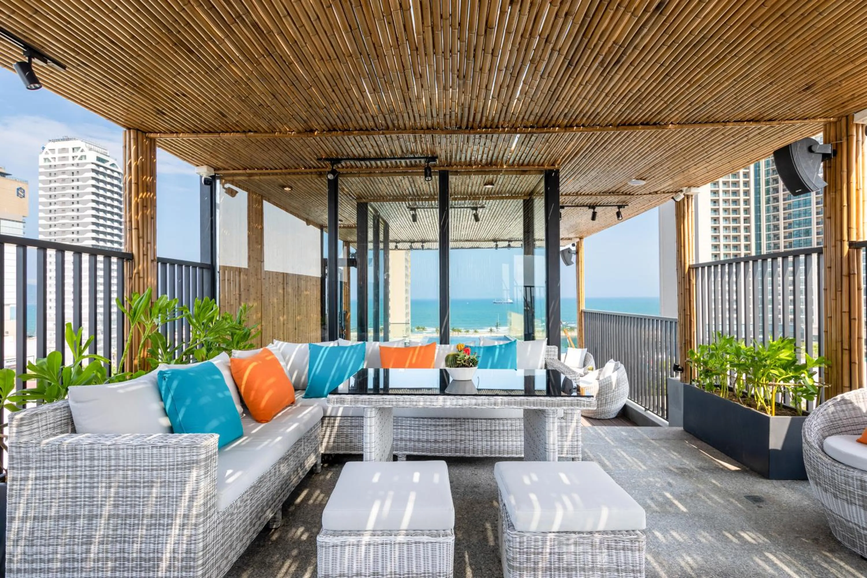 Seating area in Kua Casa Suite