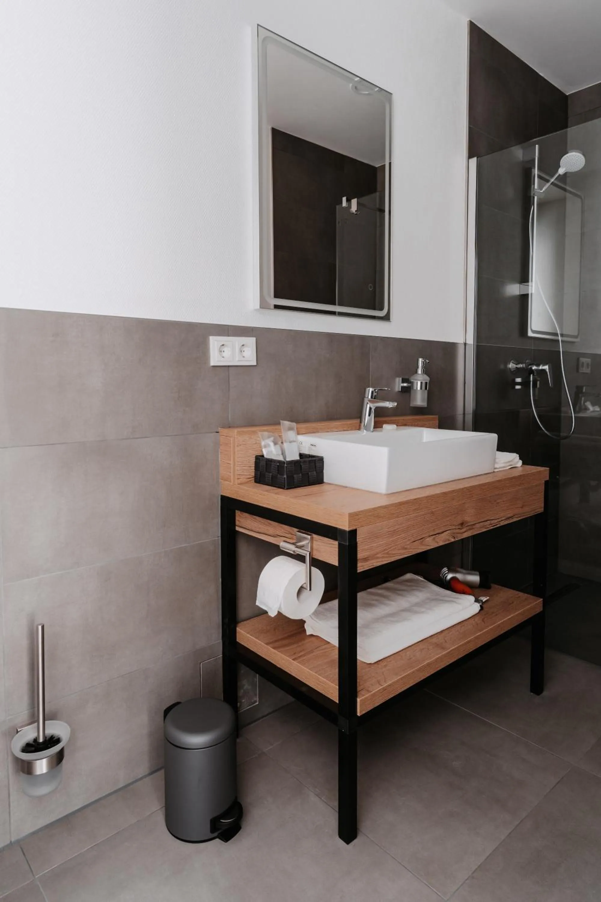 Bathroom in STEP INN The Fair Hotel