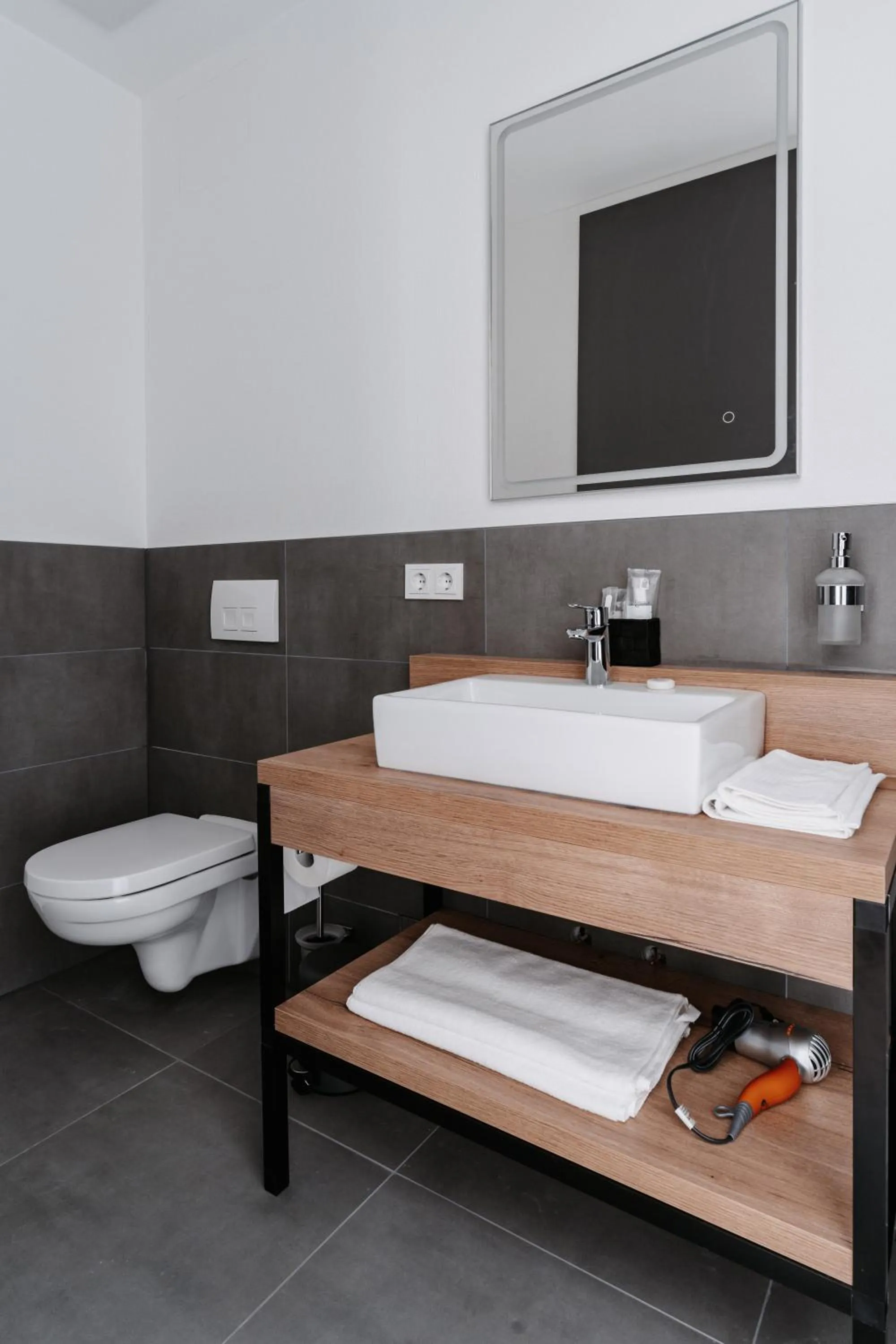 Bathroom in STEP INN The Fair Hotel